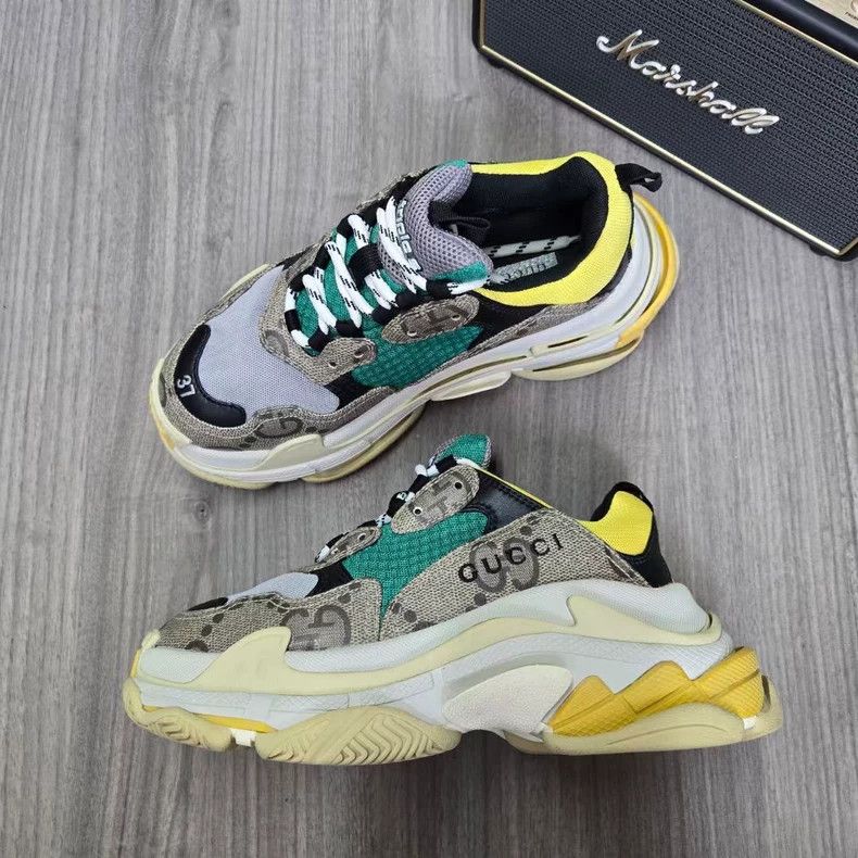 Balenciaga Balenciaga Gucci Triple S Sneakers Size 37 Size US 7 / IT 37 - 2 Thumbnail