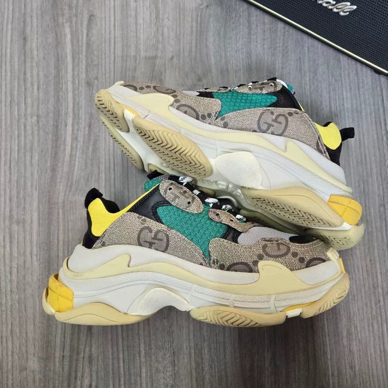 Balenciaga Balenciaga Gucci Triple S Sneakers Size 37 Size US 7 / IT 37 - 5 Thumbnail