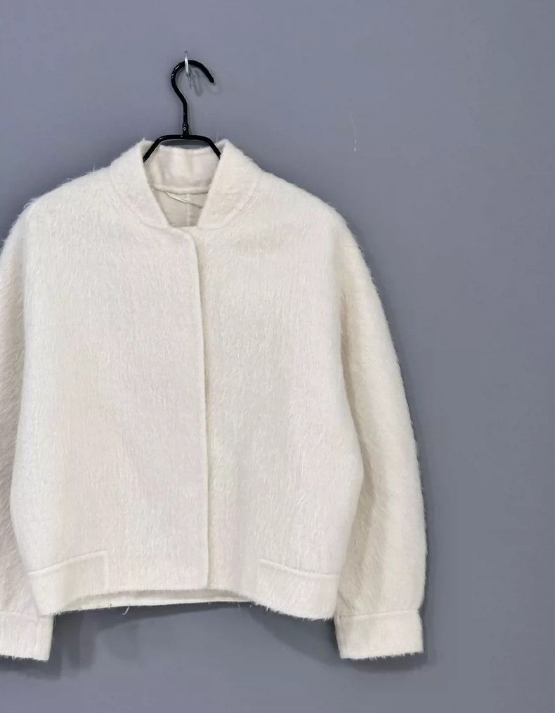 Max Mara MaxMara Fur Knit Jacket in Off-White Size M / US 6-8 / IT 42-44 - 2 Thumbnail