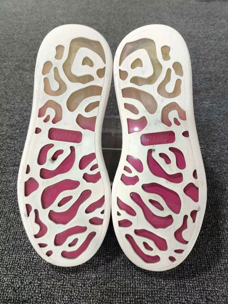 Alexander McQueen Alexander McQUEEN Pink White Sneakers Size US 7 / IT 37 - 6 Thumbnail