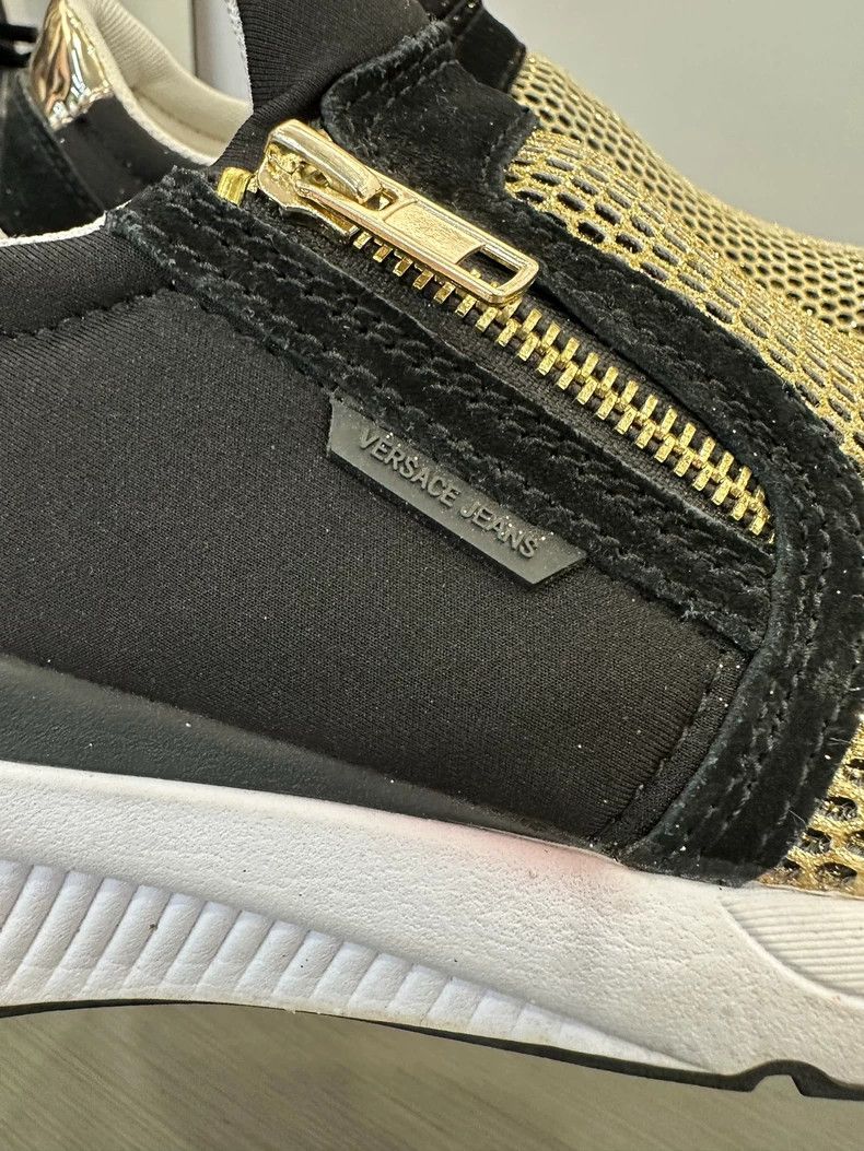 Versace Versace Black Gold Logo Women's Sneakers Size US 8 / IT 38 - 6 Thumbnail