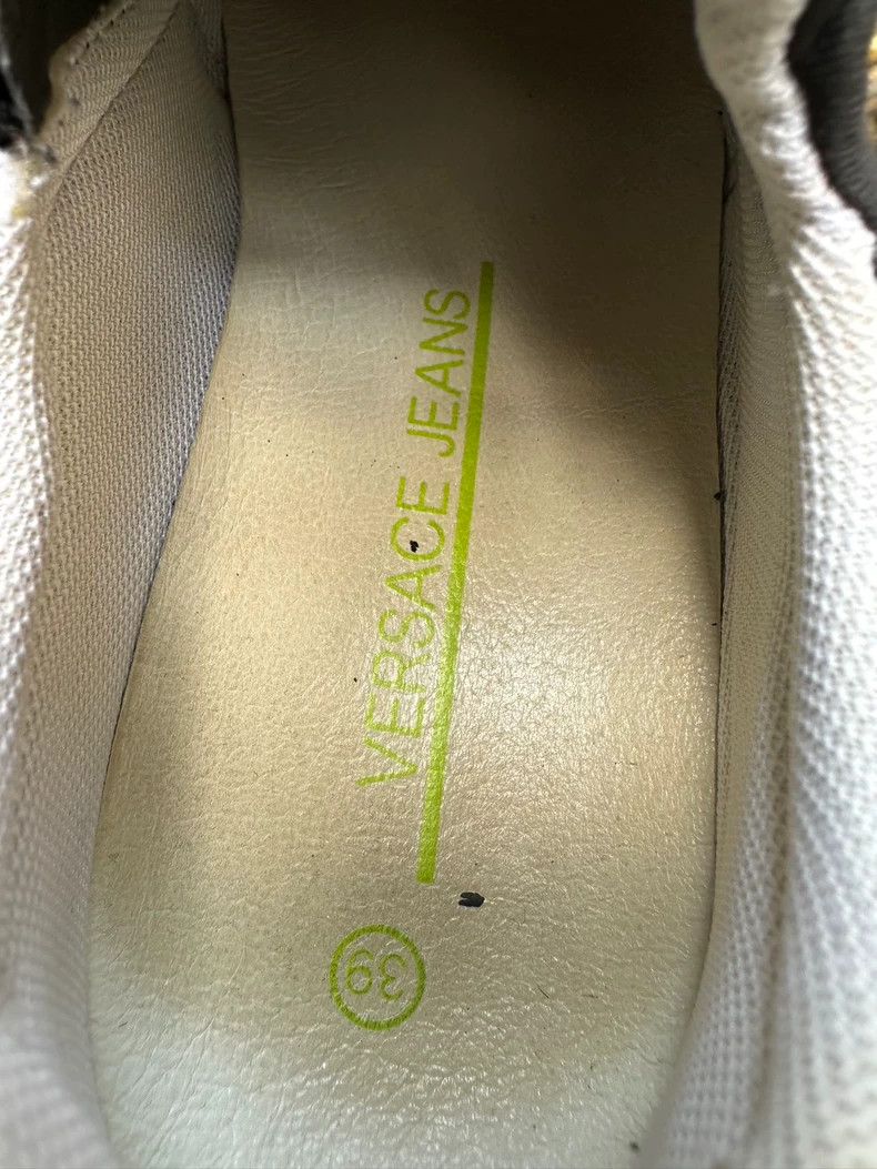 Versace Versace Black Gold Logo Women's Sneakers Size US 8 / IT 38 - 7 Thumbnail