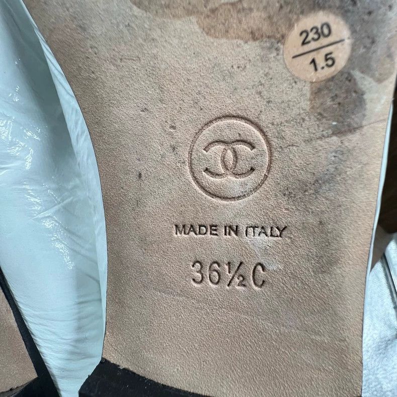 Chanel Chanel Two-Tone Mary Jane Shoes Size 36.5 Size US 6 / IT 36 - 4 Thumbnail