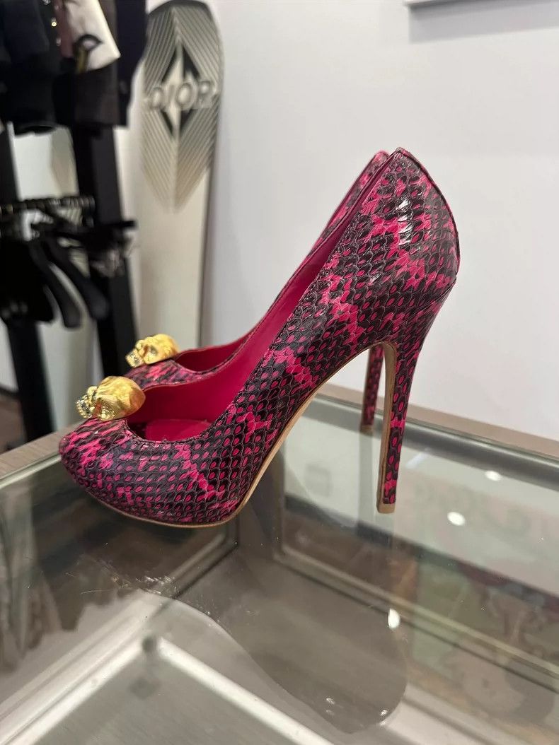 Alexander McQueen Mcqueen Pink Snake Skin High Heels with Skull Size US 8 / IT 38 - 3 Thumbnail