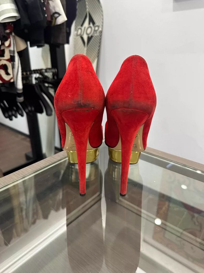 Jimmy Choo Red High Heels with Gold Platform Size US 7 / IT 37 - 5 Thumbnail