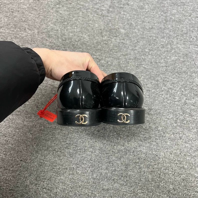 Chanel Chanel Black and Gold Logo Loafers Size US 8 / IT 38 - 5 Thumbnail