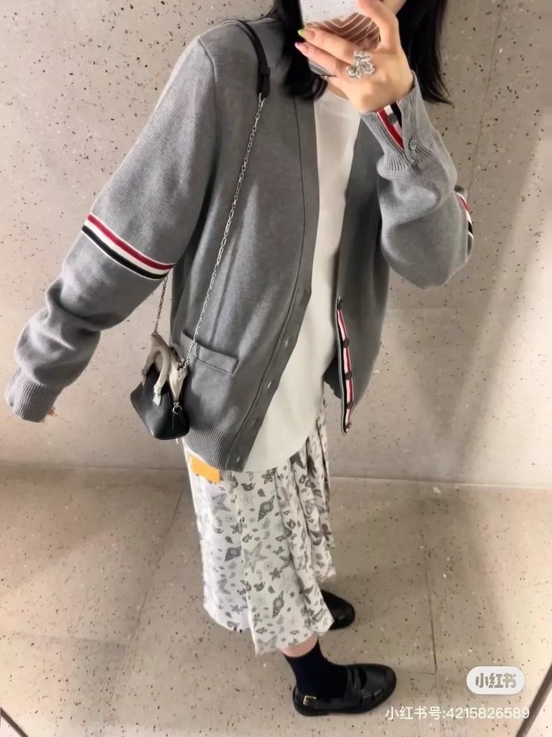 Thom Browne Thom Browne Gray Cardigan with Stripes Size US L / EU 52-54 / 3 - 8 Thumbnail