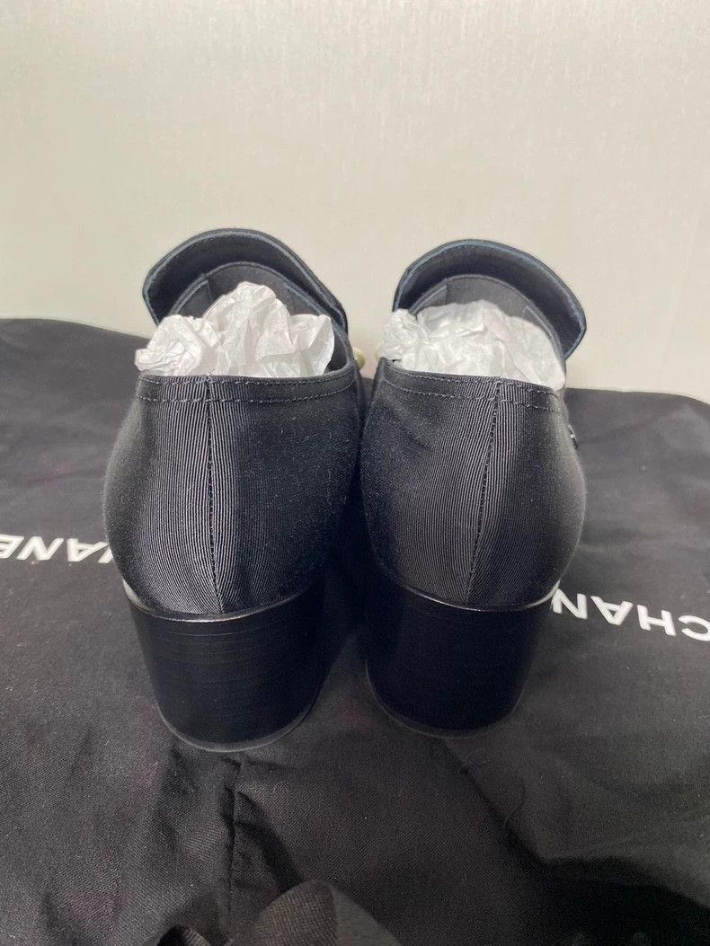 Chanel Chanel Pearl Detail Chunky Heel Shoes Size US 8 / IT 38 - 4 Thumbnail