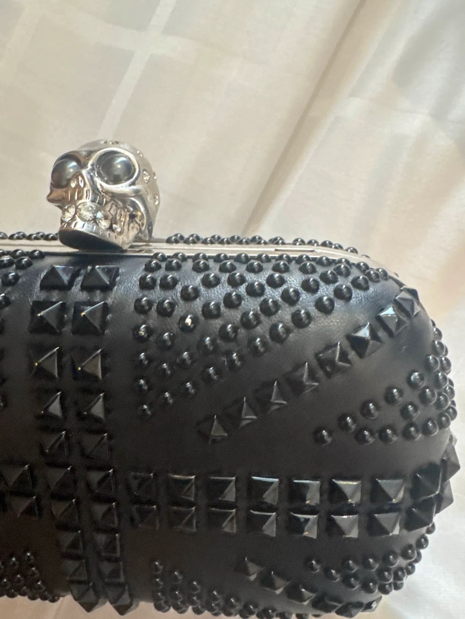 Alexander McQueen Alexander McQueen Skull clucth Clutch. bag Size ONE SIZE - 4 Thumbnail