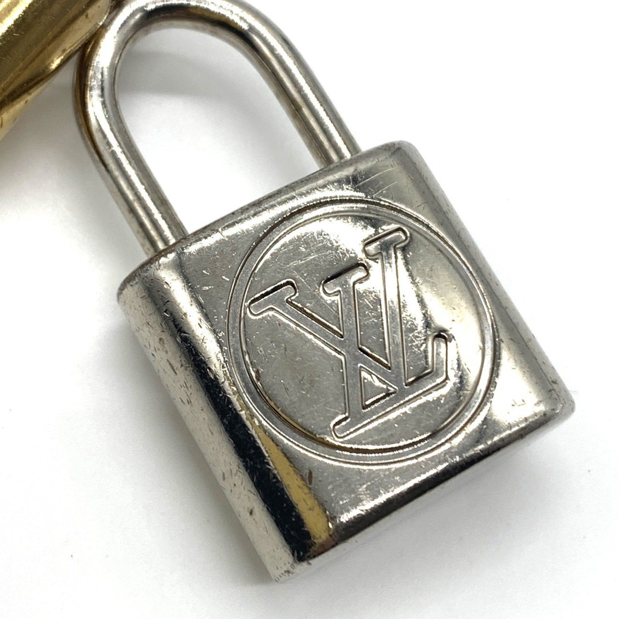 Louis Vuitton Louis Vuitton Porte clés bag Size ONE SIZE - 5 Thumbnail