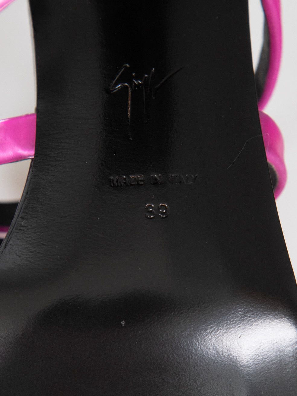 Giuseppe Zanotti Fuchsia Shangay 85 Mules Size US 8.5 / IT 38.5 - 7 Thumbnail