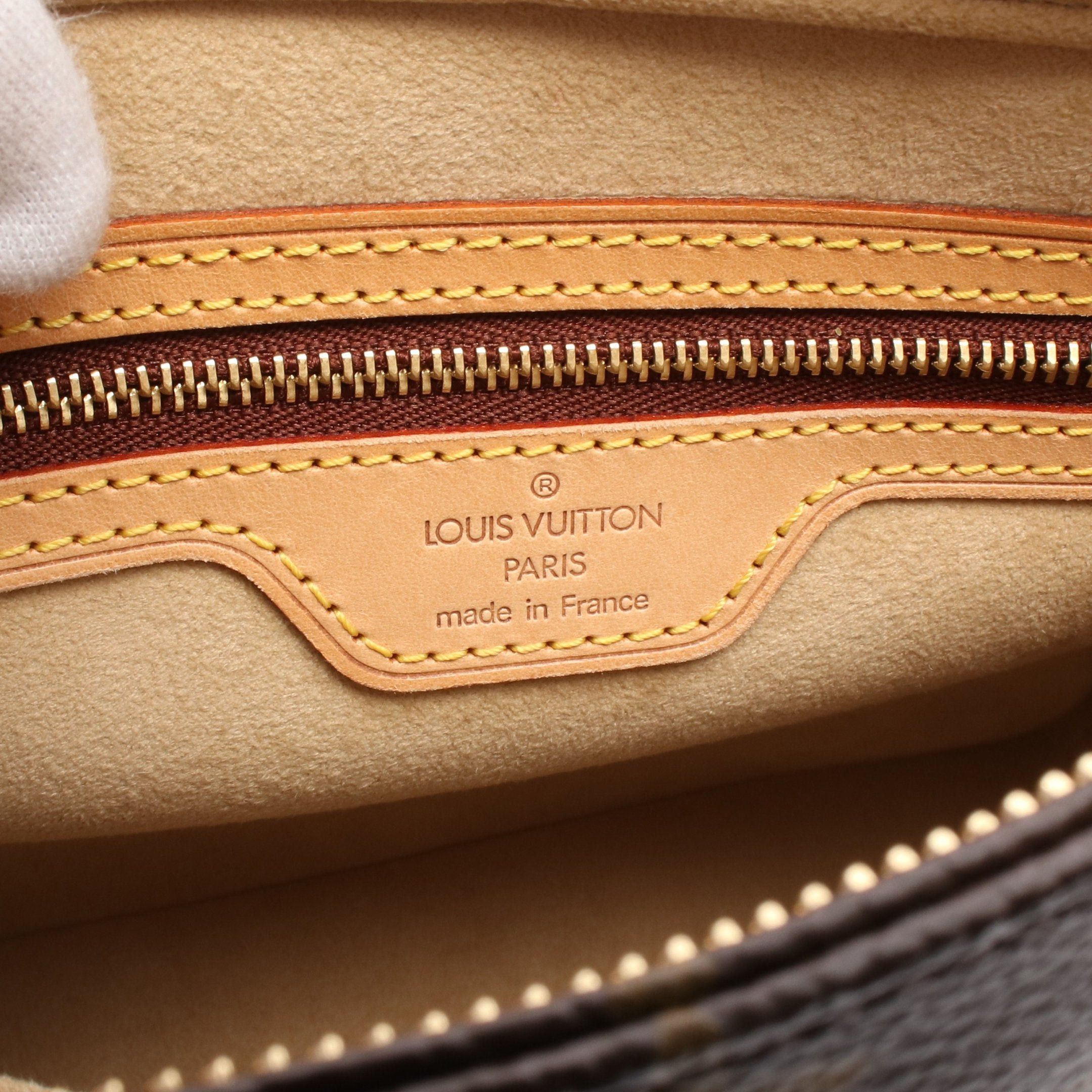 Louis Vuitton Louis Vuitton Looping Mm Monogram Shoulder Bag Leather Brown Size ONE SIZE - 4 Thumbnail