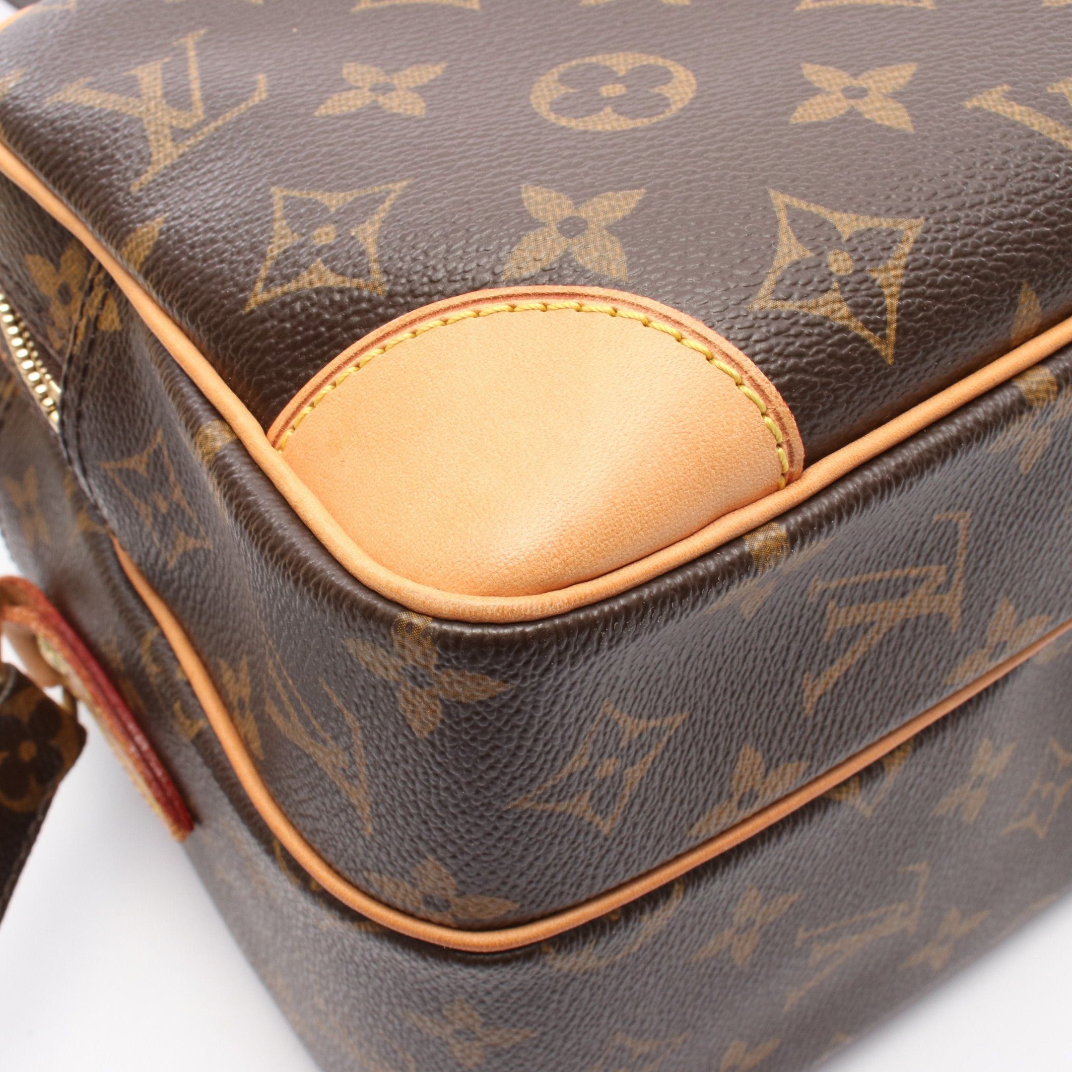 Louis Vuitton Louis Vuitton Nil Monogram Shoulder Bag Leather Brown Size ONE SIZE - 6 Thumbnail