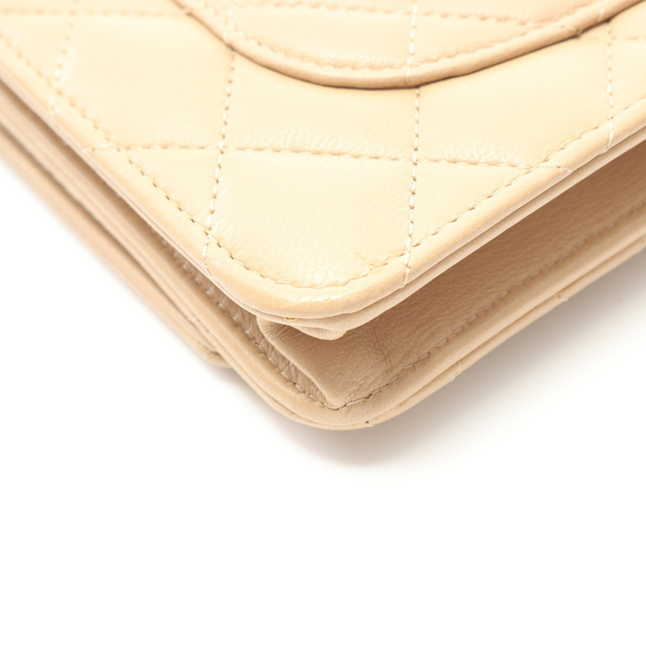 Chanel Chanel Matelasse Chain Wallet Lambskin Beige Gold Hardware Size ONE SIZE - 7 Thumbnail