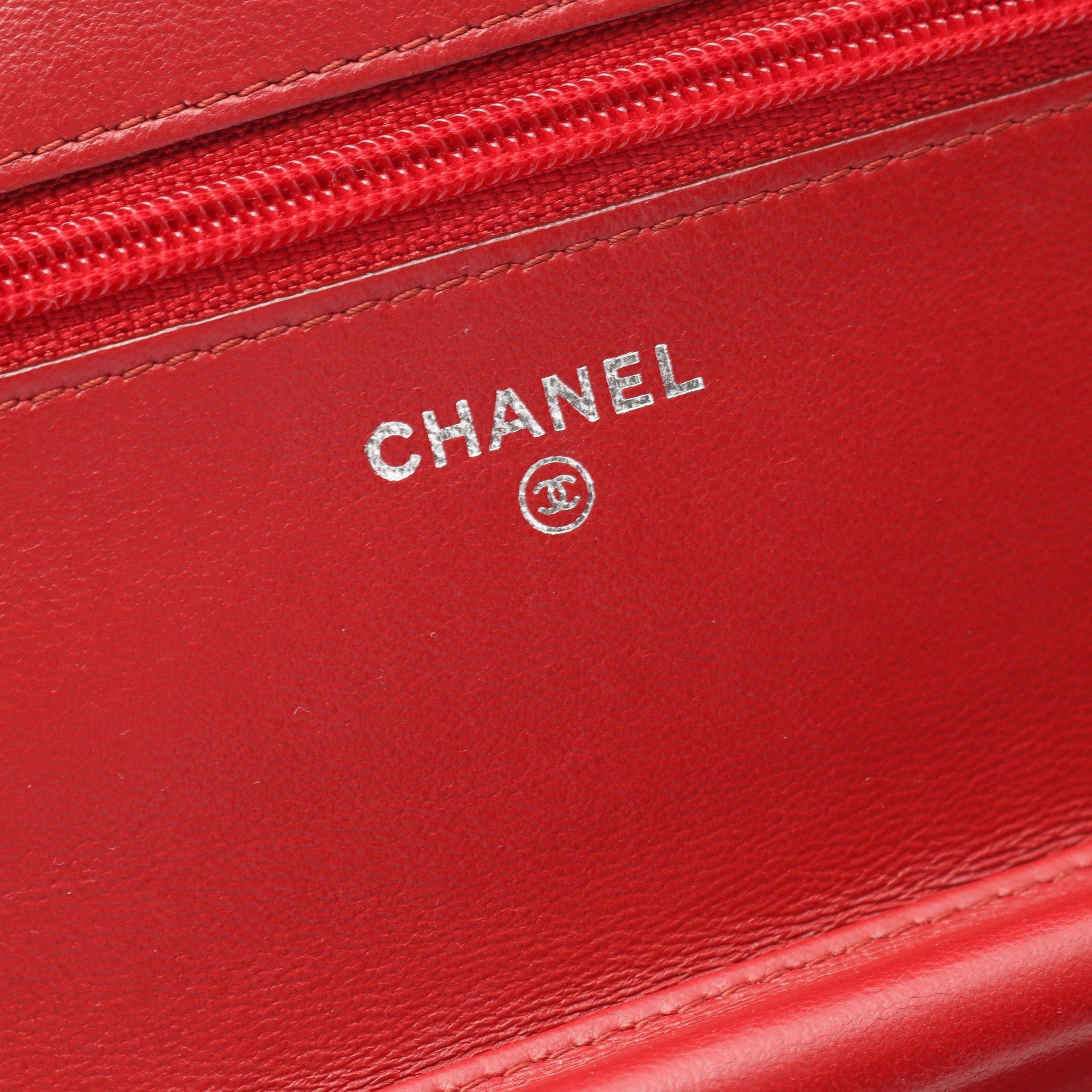 Chanel Chanel Matelasse Chain Wallet Lambskin Red Silver Hardware Size ONE SIZE - 4 Thumbnail