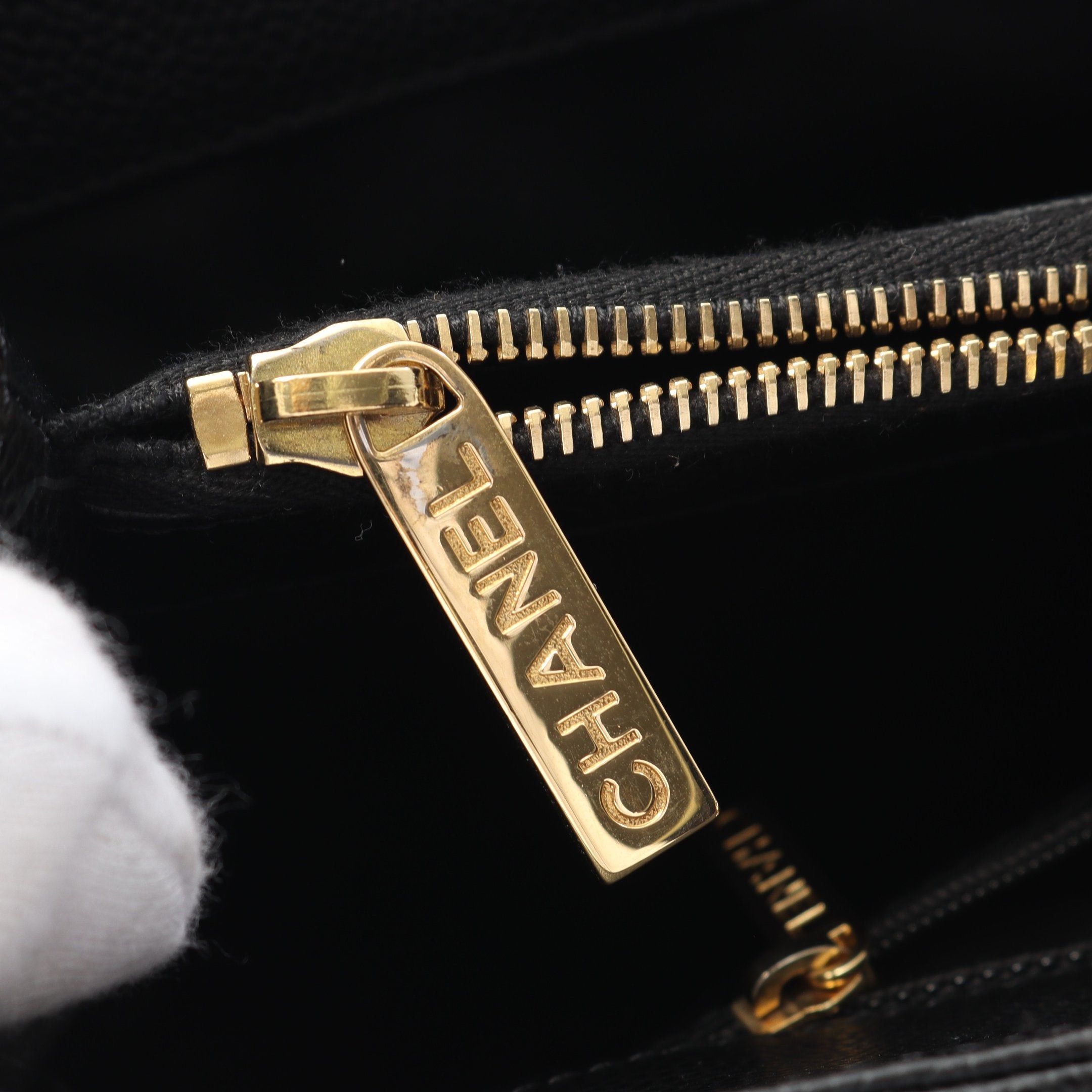 Chanel Chanel Matelasse Grand Shopping Gst Chain Shoulder Bag Tote Caviar Skin Black Gold Hardware Size ONE SIZE - 10 Thumbnail