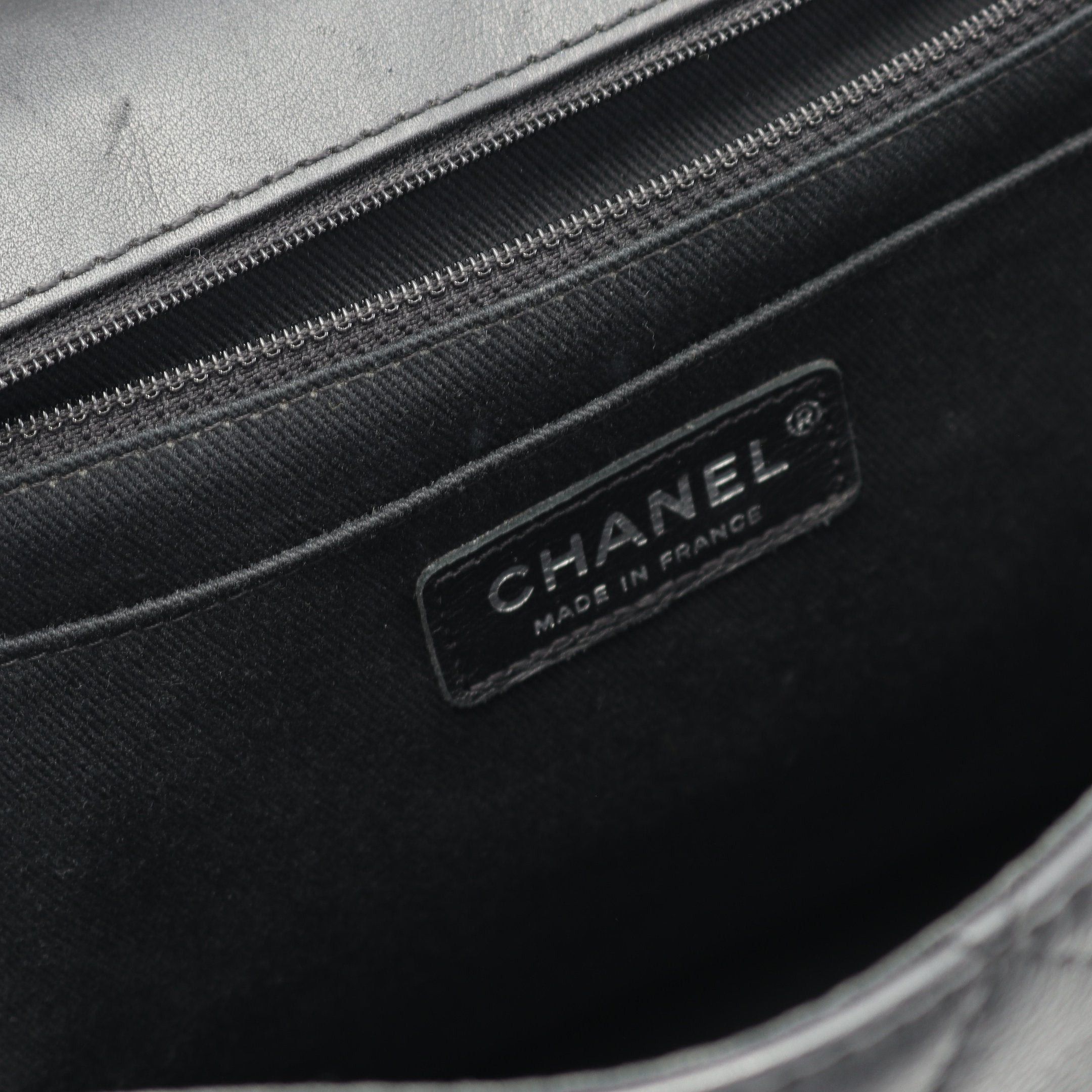 Chanel Chanel Matelasse Double Chain Shoulder Bag Lambskin Black Silver Hardware Size ONE SIZE - 4 Thumbnail