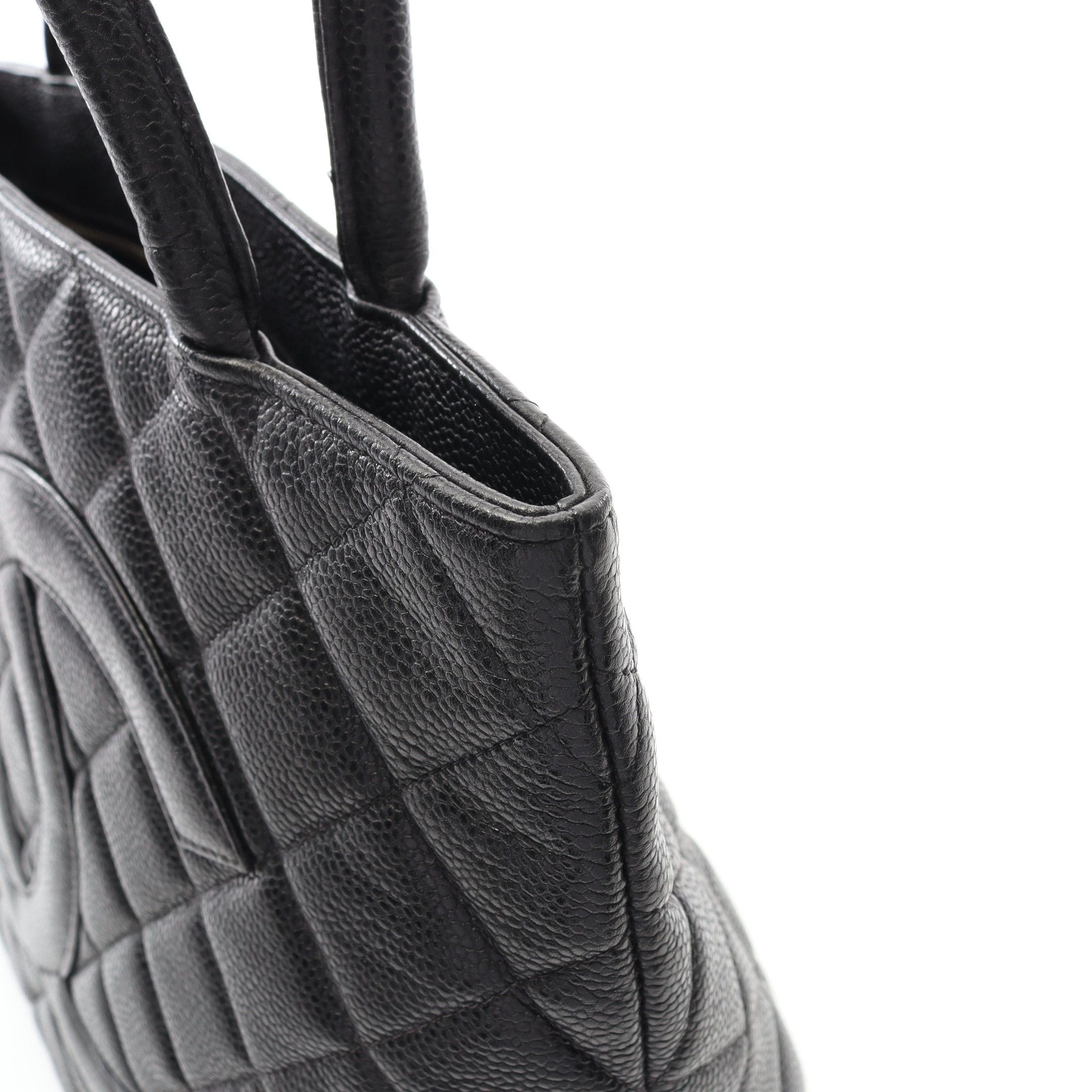 Chanel Chanel Reissue Tote Handbag Bag Caviar Skin Black Gold Hardware Size ONE SIZE - 10 Thumbnail