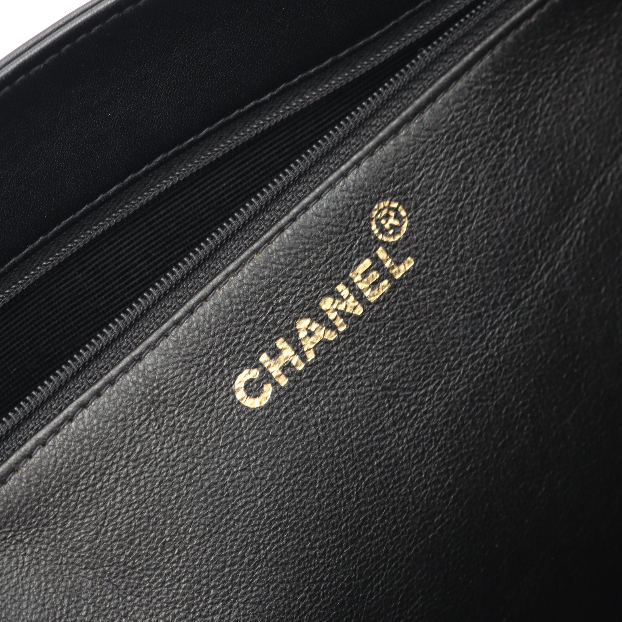 Chanel Chanel Big Coco Mark Chain Shoulder Bag Tote Leather Black Gold Hardware Size ONE SIZE - 4 Thumbnail
