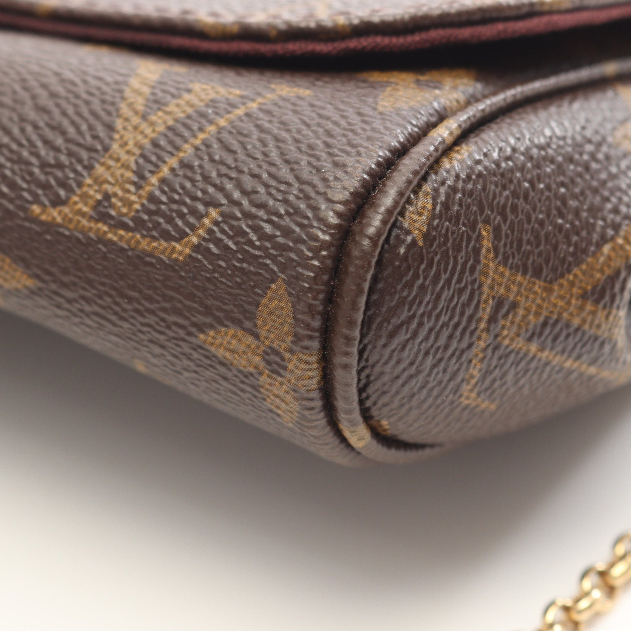 Louis Vuitton Louis Vuitton Favorite Pm Monogram Chain Handbag Leather Brown Size ONE SIZE - 6 Thumbnail