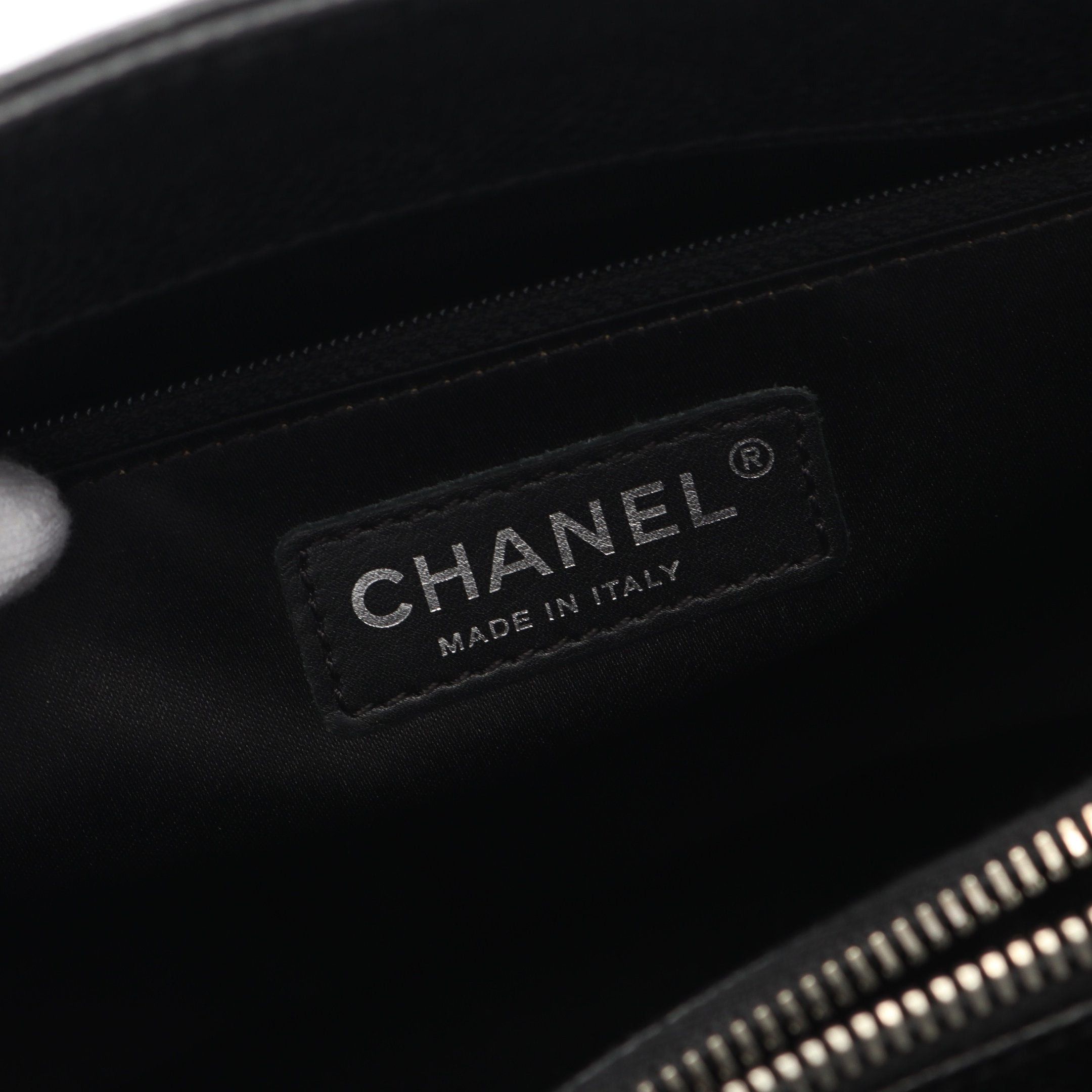 Chanel Chanel Matelasse Grand Shopping Gst Chain Shoulder Bag Tote Caviar Skin Black Silver Hardware Size ONE SIZE - 4 Thumbnail