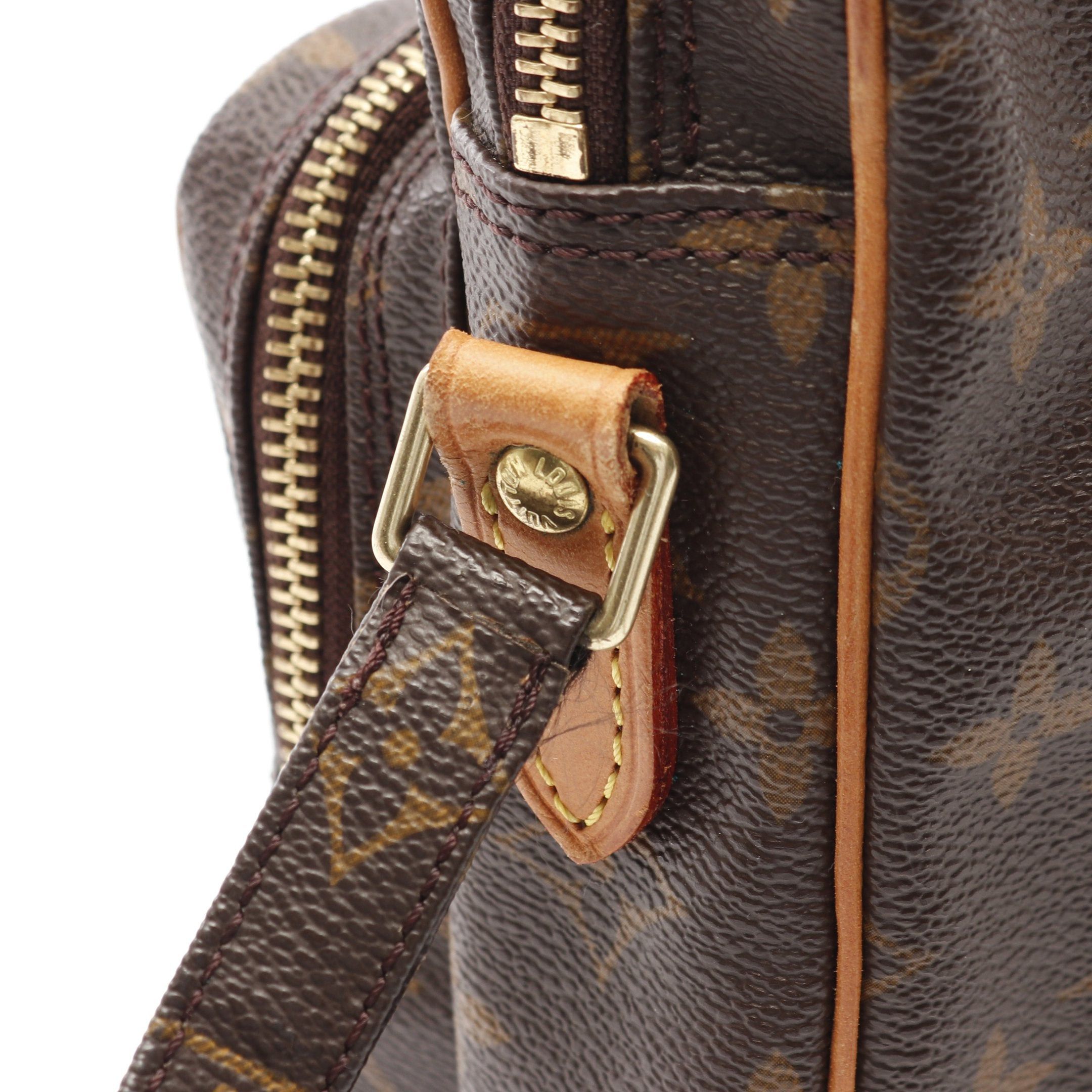 Louis Vuitton Louis Vuitton Amazon Monogram Shoulder Bag Leather Brown Size ONE SIZE - 8 Thumbnail