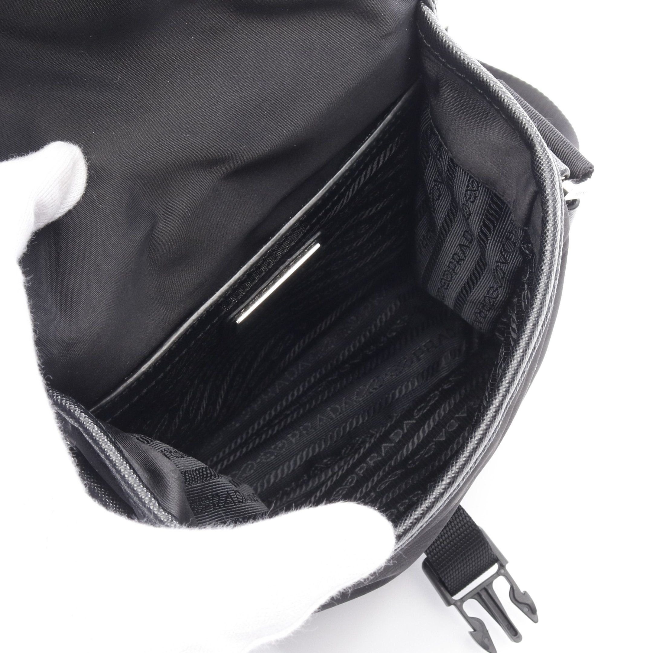 Prada Prada Re-Nylon Shoulder Bag Nylon Saffiano Leather Black Size ONE SIZE - 3 Thumbnail