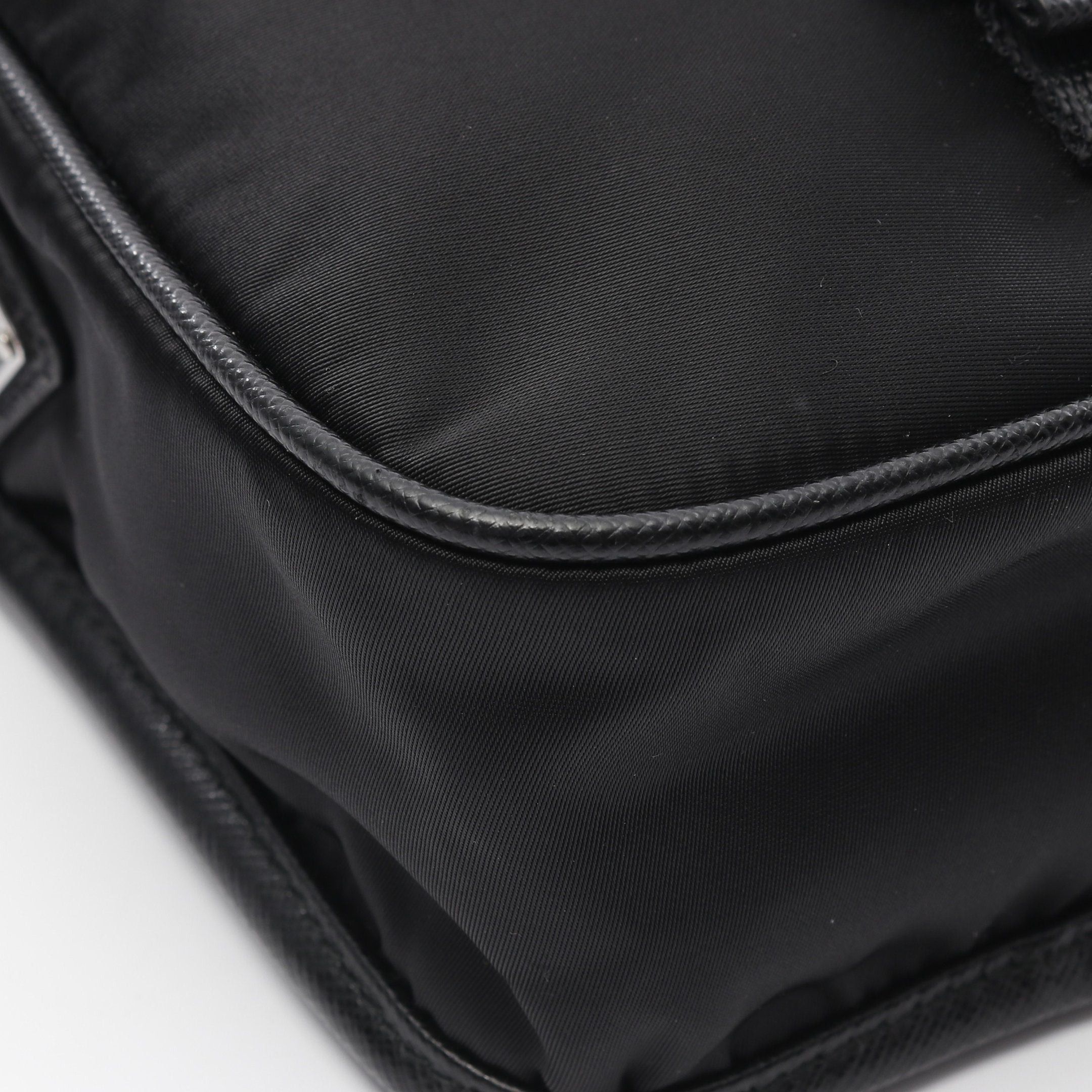 Prada Prada Re-Nylon Shoulder Bag Nylon Saffiano Leather Black Size ONE SIZE - 5 Thumbnail