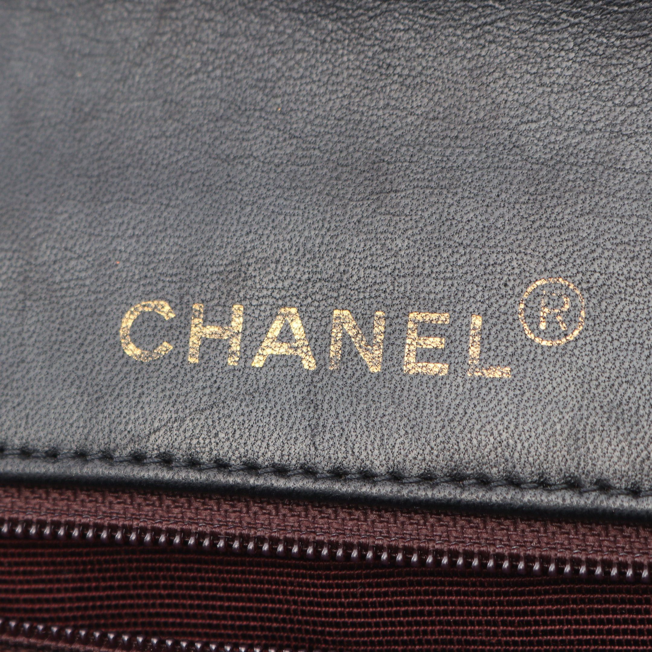 Chanel Chanel Full Flap Matelasse Chain Shoulder Bag Lambskin Black Gold Hardware Size ONE SIZE - 4 Thumbnail