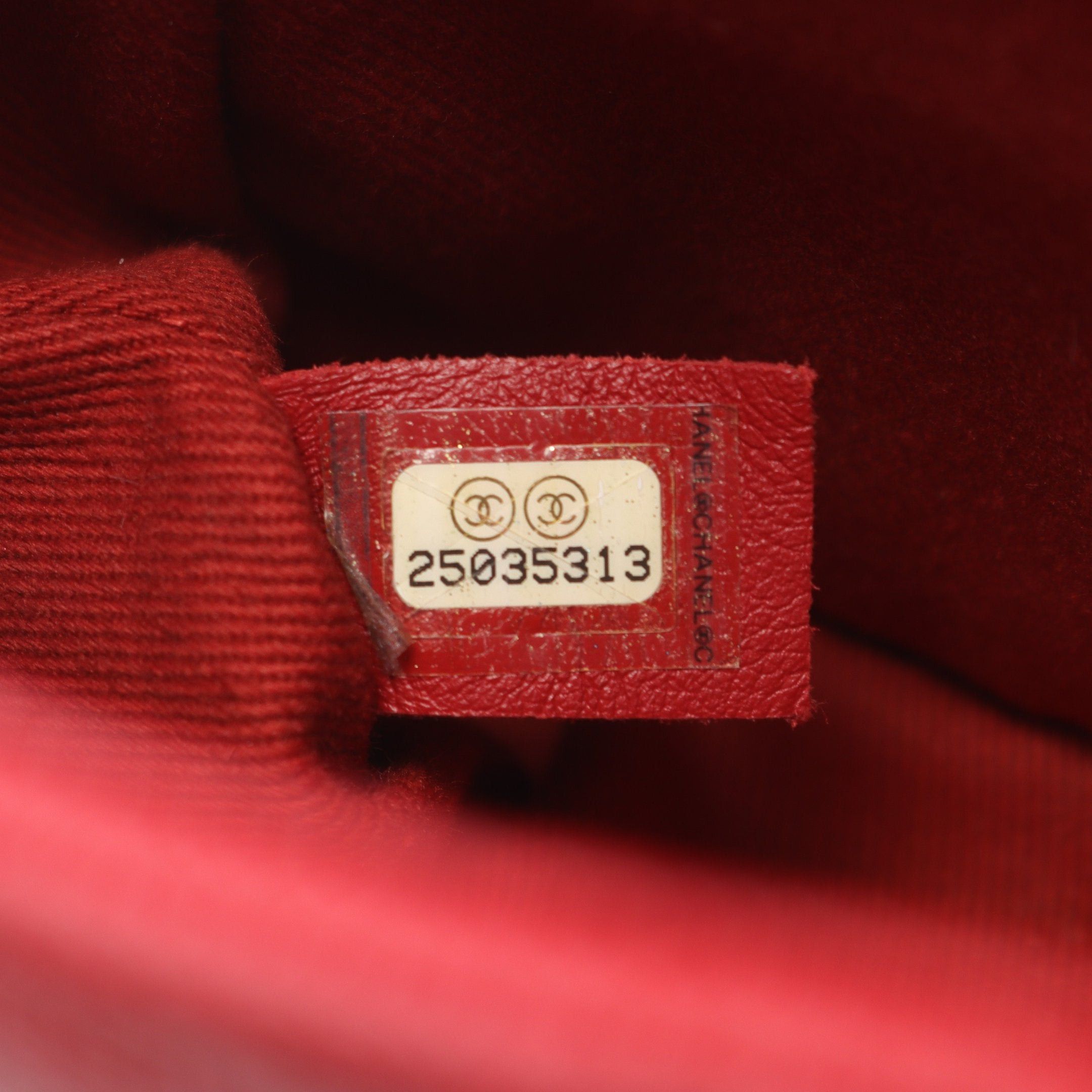 Chanel Chanel Coco Handle Flap Matelasse Handbag Caviar Skin Red Gold Hardware Size ONE SIZE - 5 Thumbnail