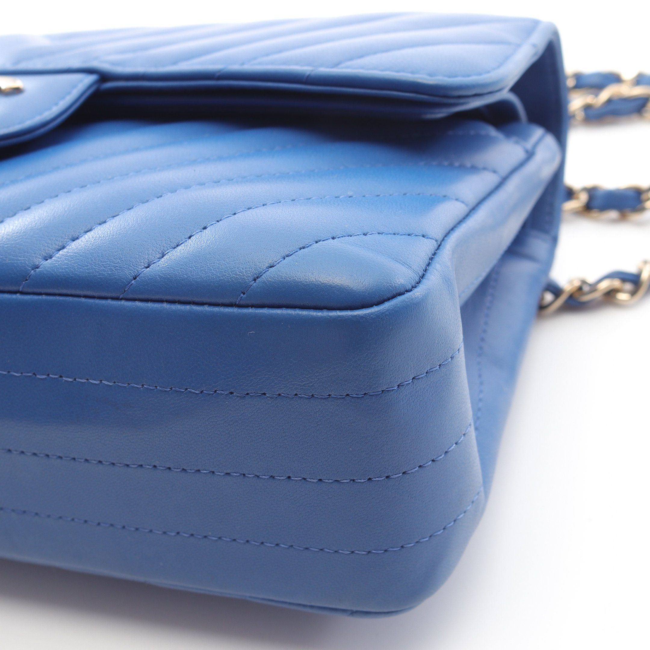 Chanel Chanel Chevron V-Stitch Double Flap Chain Shoulder Bag Lambskin Blue Gold Hardware Size ONE SIZE - 7 Thumbnail