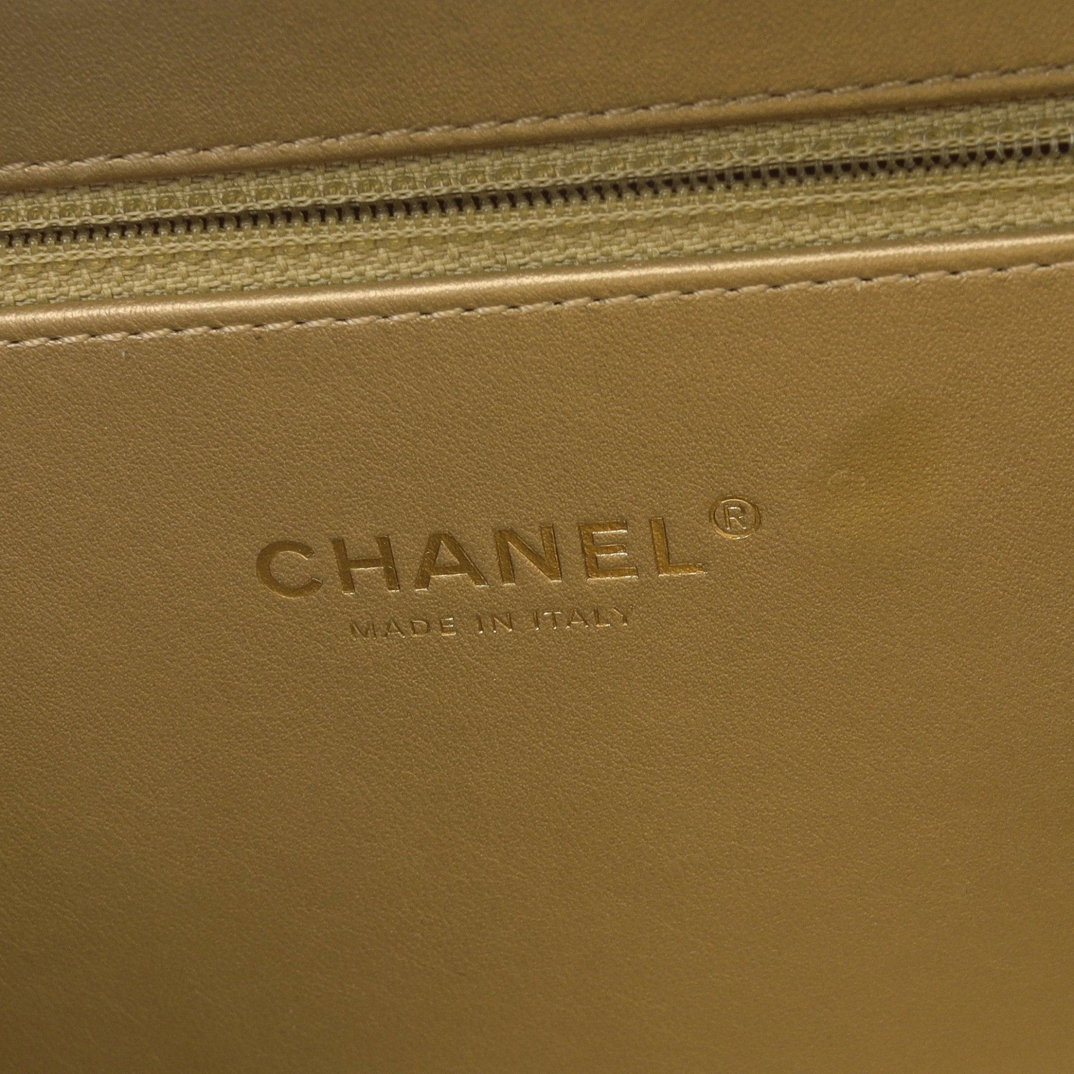 Chanel Chanel Matelasse Chain Shoulder Bag Logo Metal Fittings Lambskin Green Gold Hardware Size ONE SIZE - 5 Thumbnail