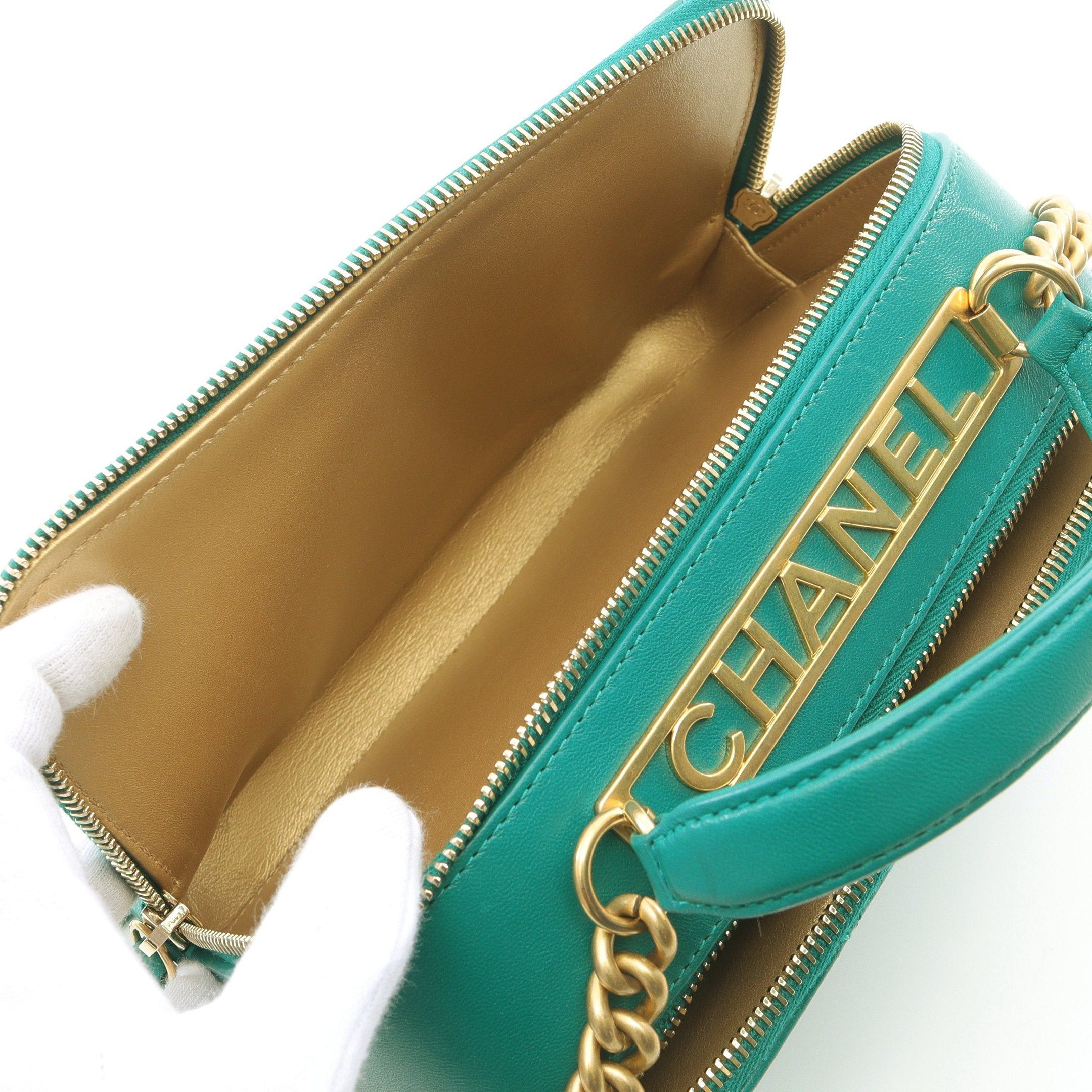 Chanel Chanel Matelasse Chain Shoulder Bag Logo Metal Fittings Lambskin Green Gold Hardware Size ONE SIZE - 4 Thumbnail