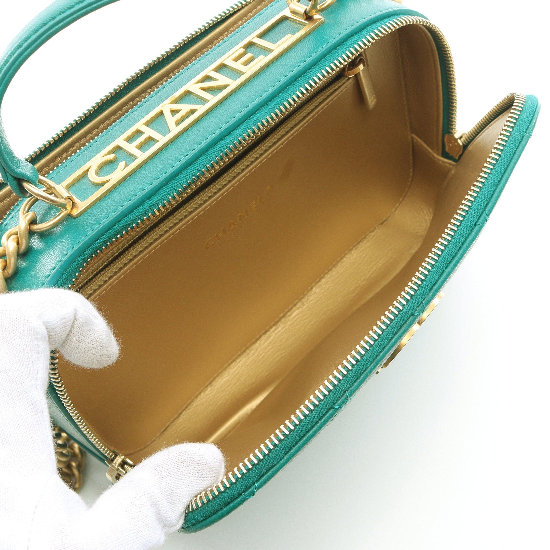 Chanel Chanel Matelasse Chain Shoulder Bag Logo Metal Fittings Lambskin Green Gold Hardware Size ONE SIZE - 3 Thumbnail