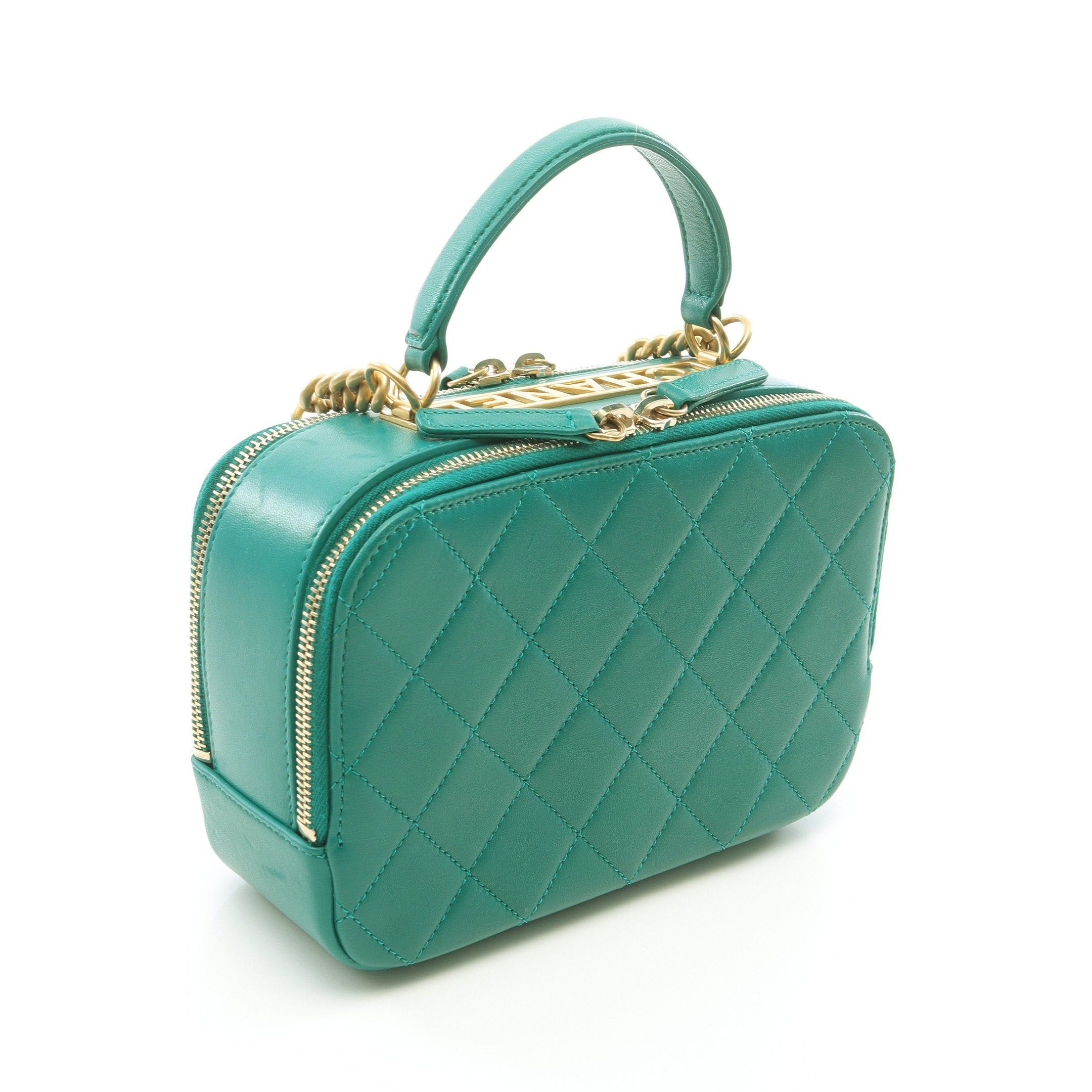 Chanel Chanel Matelasse Chain Shoulder Bag Logo Metal Fittings Lambskin Green Gold Hardware Size ONE SIZE - 2 Thumbnail