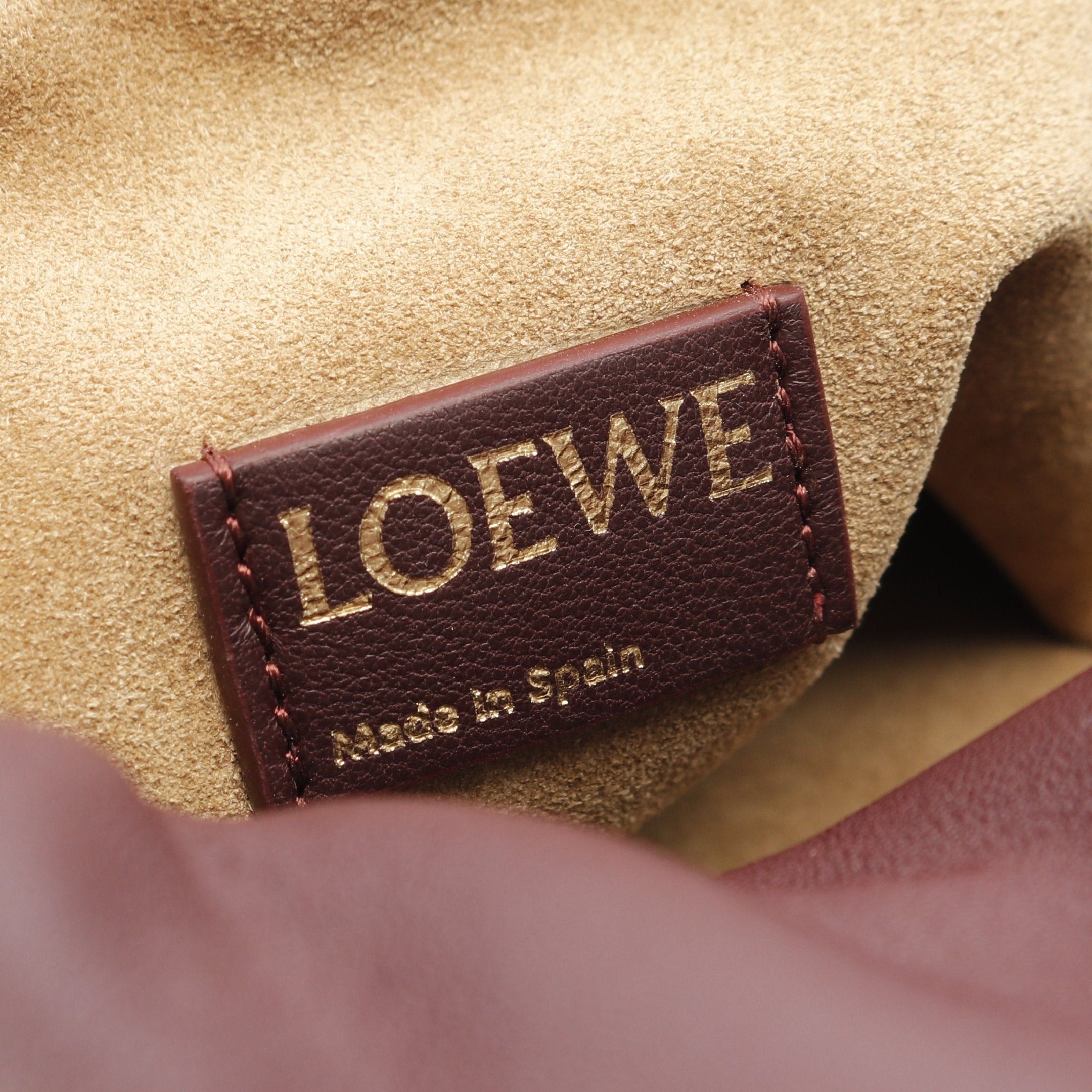 Loewe Loewe Flamenco Perth Medium Chain Shoulder Bag Leather Bordeaux Size ONE SIZE - 4 Thumbnail