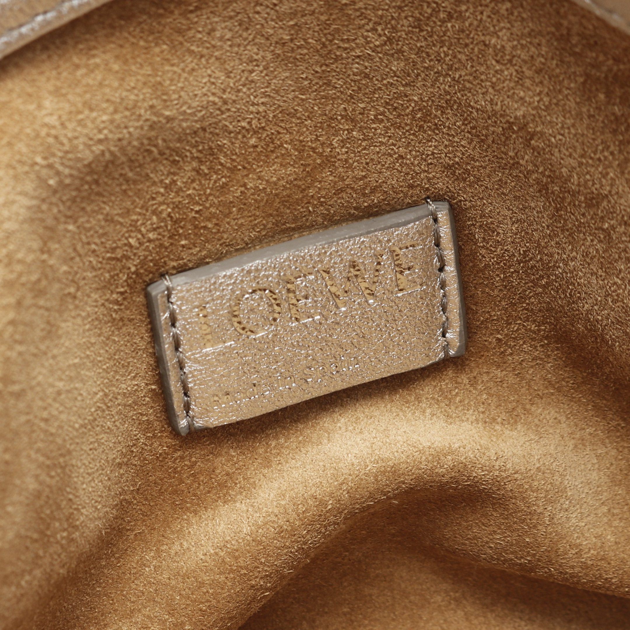Loewe Loewe Flamenco Perth Medium Chain Shoulder Bag Leather Silver Size ONE SIZE - 4 Thumbnail