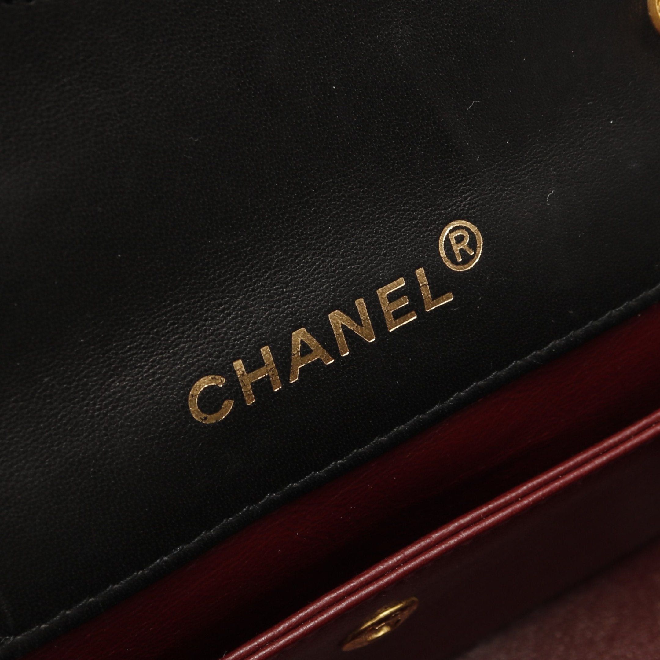 Chanel Chanel Matelasse Chain Shoulder Bag Lambskin Black Gold Hardware Size ONE SIZE - 4 Thumbnail