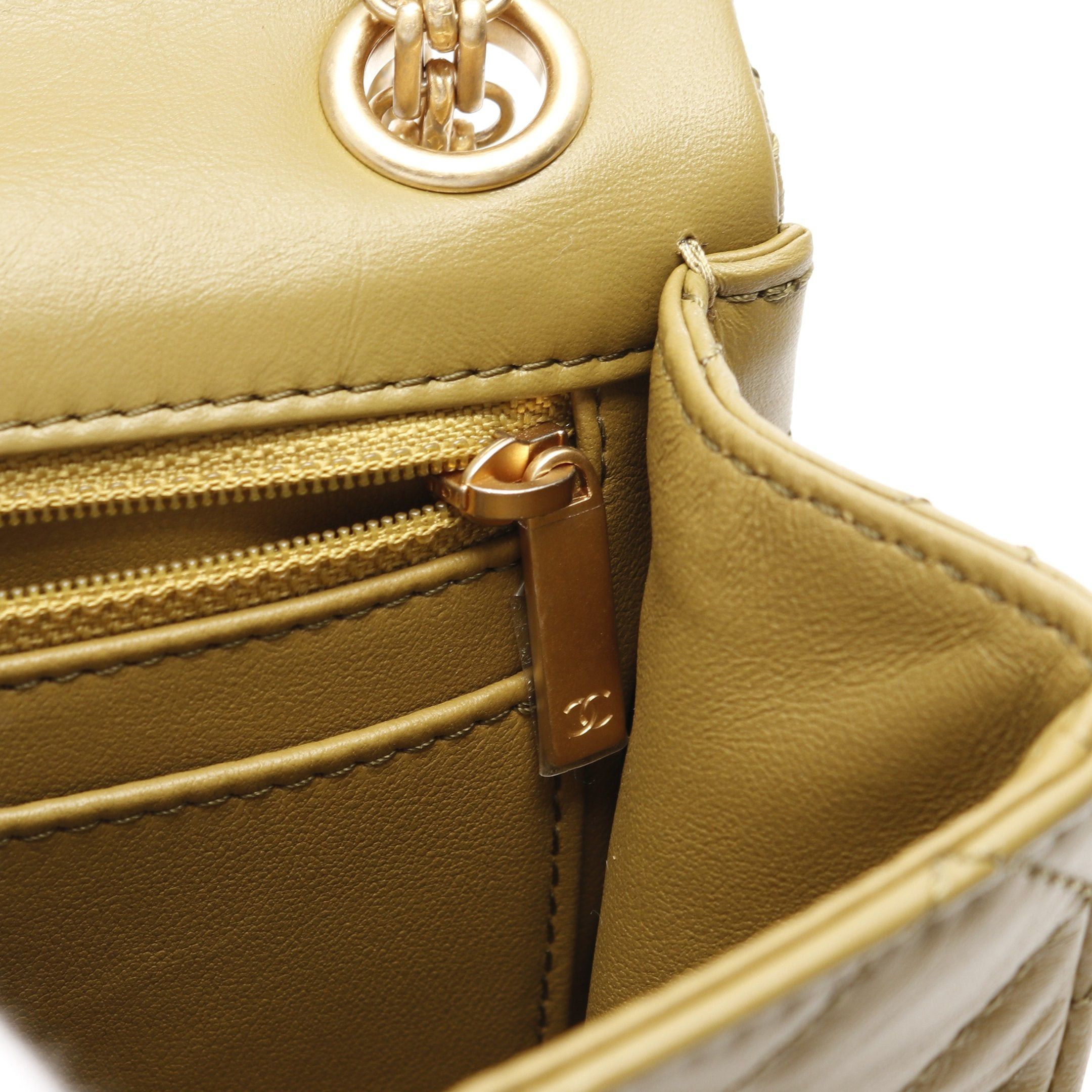 Chanel Chanel 2.55 Matelasse Mademoiselle Chain Double Shoulder Bag Aged Calfskin Khaki Brown Gold Hardware Size ONE SIZE - 9 Thumbnail