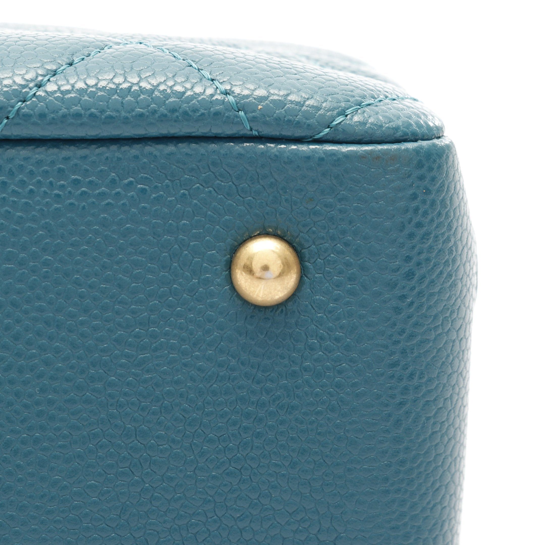 Chanel Chanel Matelasse Chain Shoulder Bag Caviar Skin Blue Green Gold Hardware Size ONE SIZE - 10 Thumbnail