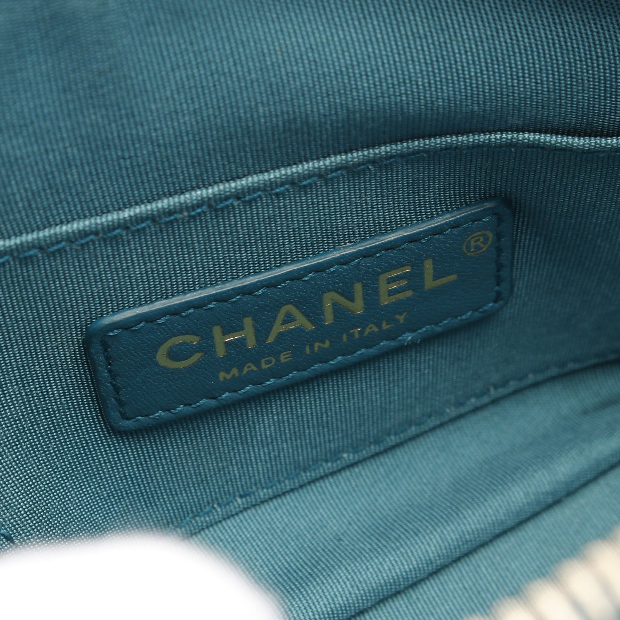 Chanel Chanel Matelasse Chain Shoulder Bag Caviar Skin Blue Green Gold Hardware Size ONE SIZE - 4 Thumbnail