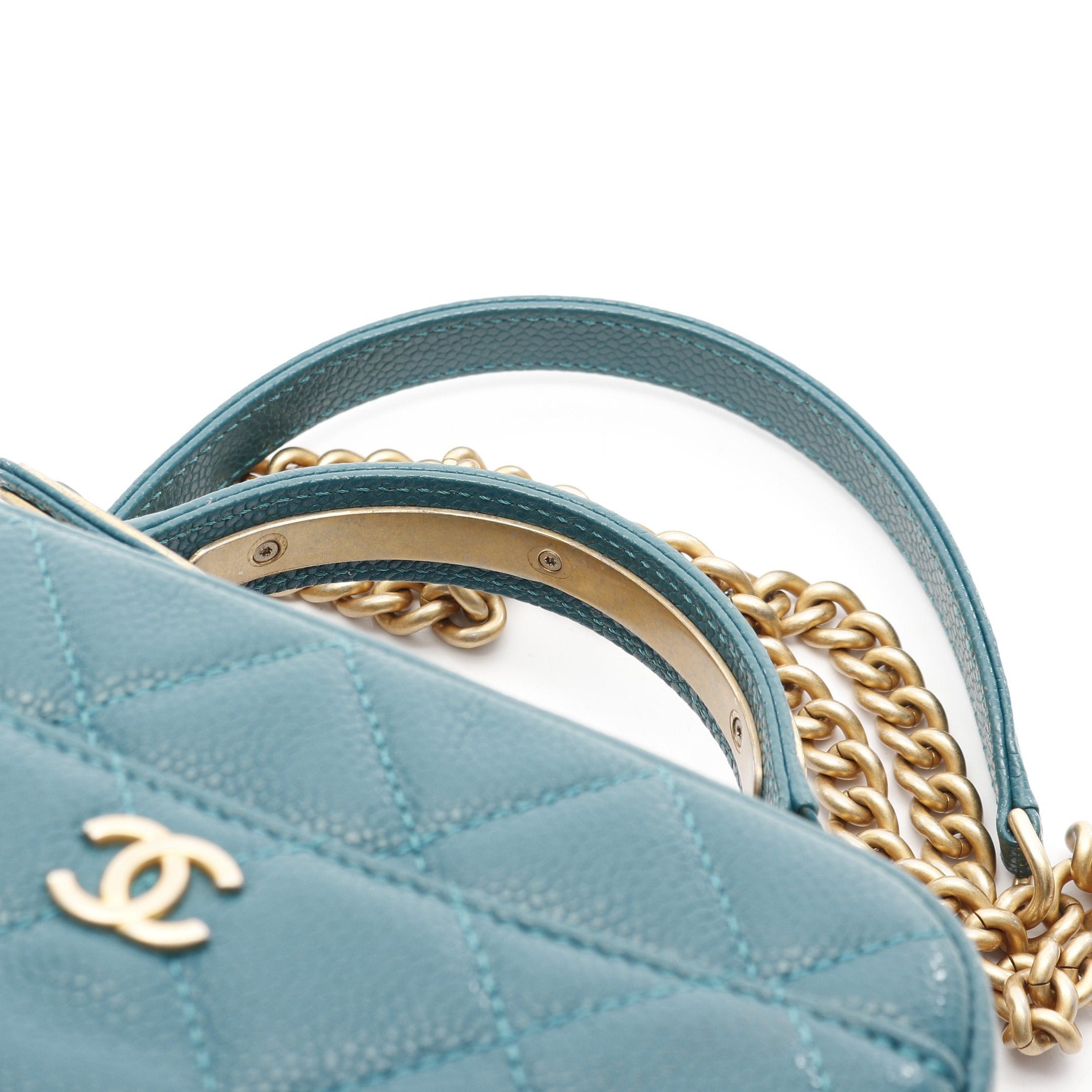 Chanel Chanel Matelasse Chain Shoulder Bag Caviar Skin Blue Green Gold Hardware Size ONE SIZE - 11 Thumbnail