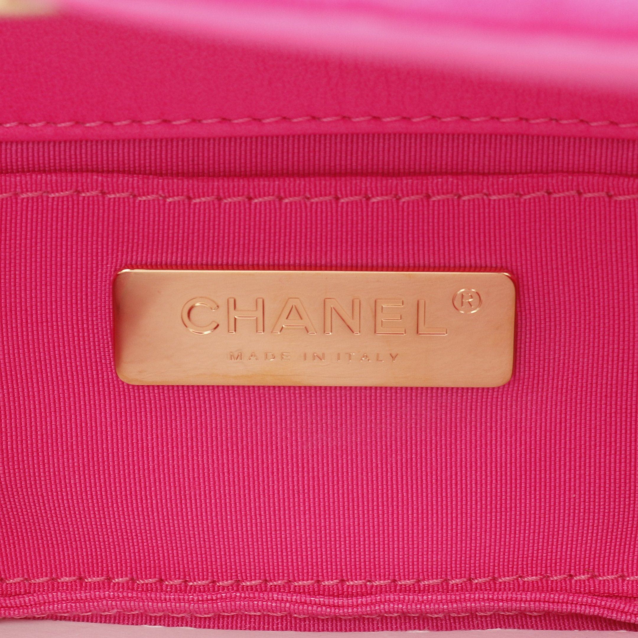 Chanel Chanel Chanel19 Waist Bag Jersey Fiber Leather Pink Gold Hardware Size ONE SIZE - 4 Thumbnail