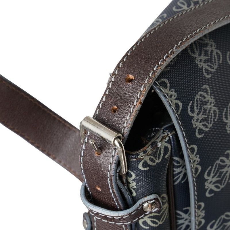 Loewe Loewe Loewe Anagram PVC Leather Shoulder Bag Leather Shoulder Bag DUTY FREE for USA Size ONE SIZE - 12 Thumbnail