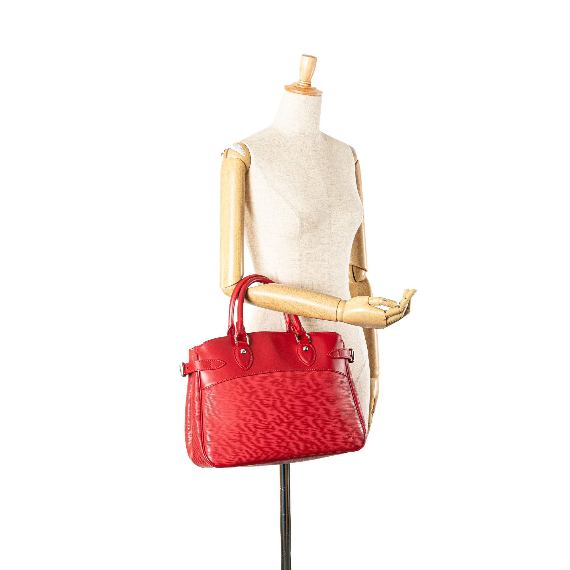 Louis Vuitton Louis Vuitton Epi Passy PM Size ONE SIZE - 12 Thumbnail