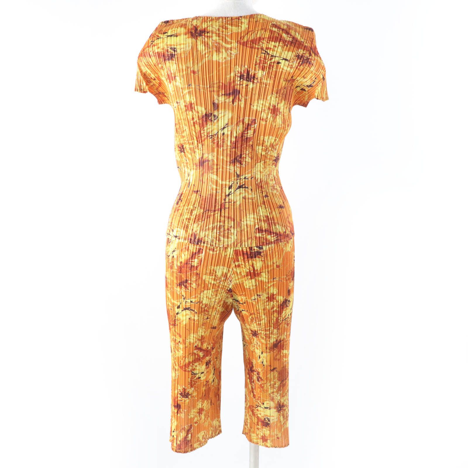 Issey Miyake Issey Miyake PLEATS PLEASE PLEATS PLEASE Polyester Setup Others Shorts PP51-JK581 PP51-JF583 DUTY FREE for USA Size ONE SIZE - 3 Thumbnail