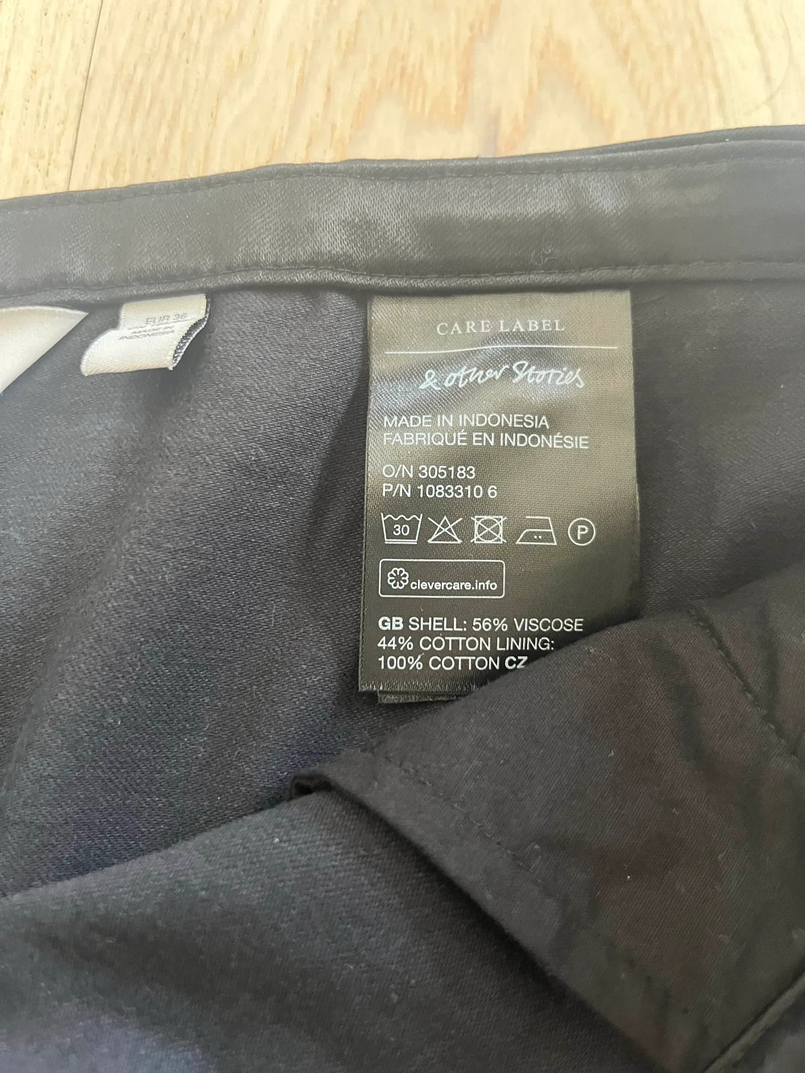 & Other Stories & Other Stories Skirt Size 26" / US 2 / IT 38 - 3 Thumbnail