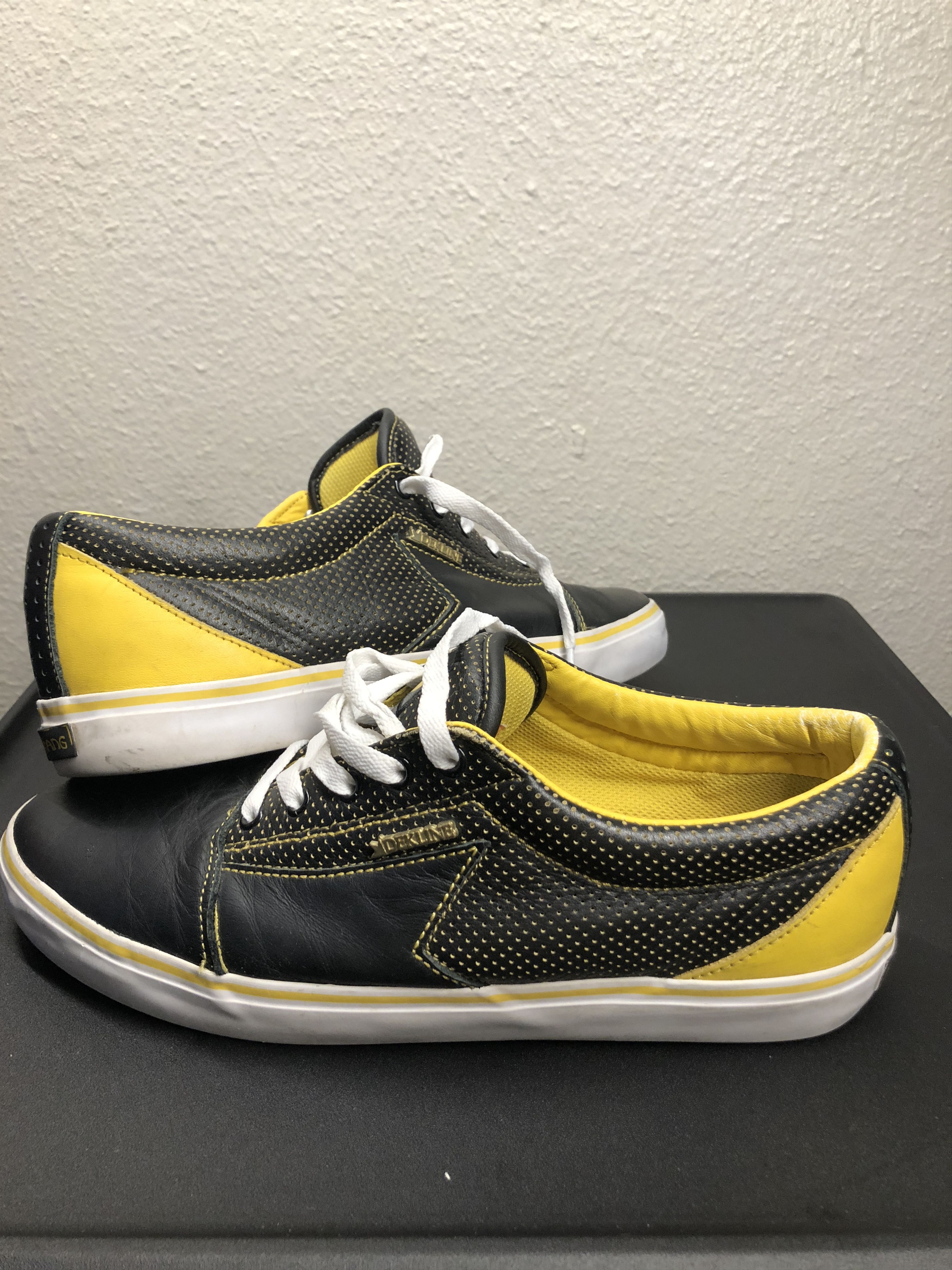 Wu-Tang Clan Wu Tang Clan x Dekline "Killa Beez" Belmont Sneaker 1/500 Black/Yellow Size US 9.5 / EU 42-43 - 2 Thumbnail