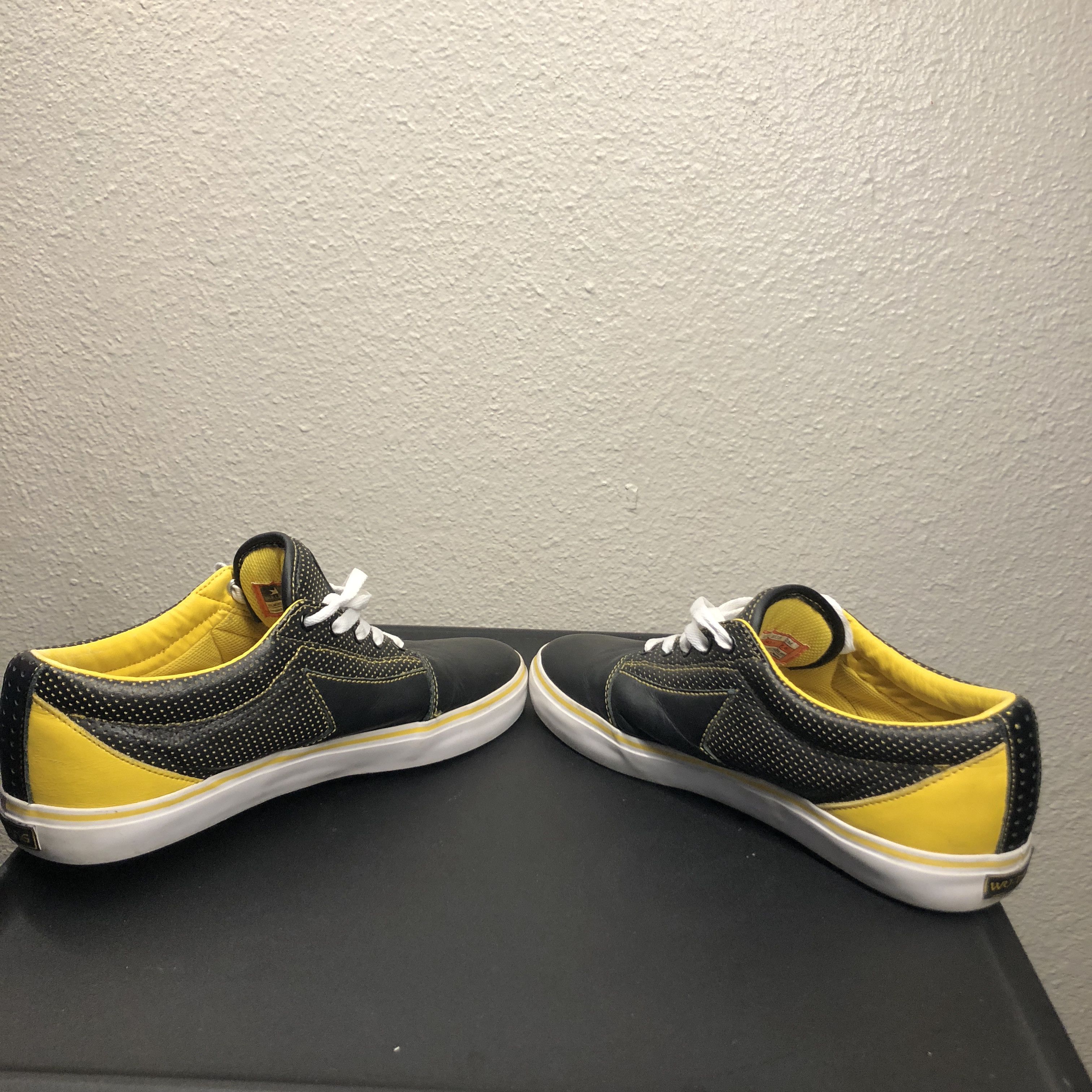 Wu-Tang Clan Wu Tang Clan x Dekline "Killa Beez" Belmont Sneaker 1/500 Black/Yellow Size US 9.5 / EU 42-43 - 9 Thumbnail