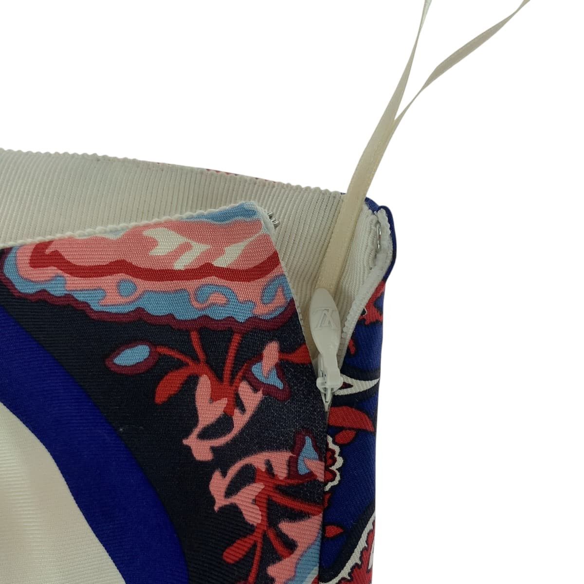 Louis Vuitton Louis Vuitton Louis Vuitton Patchwork Asymmetry Silk/Rayon Skirt Others Skirts RW162B XS3 FASK57 Size ONE SIZE - 9 Thumbnail
